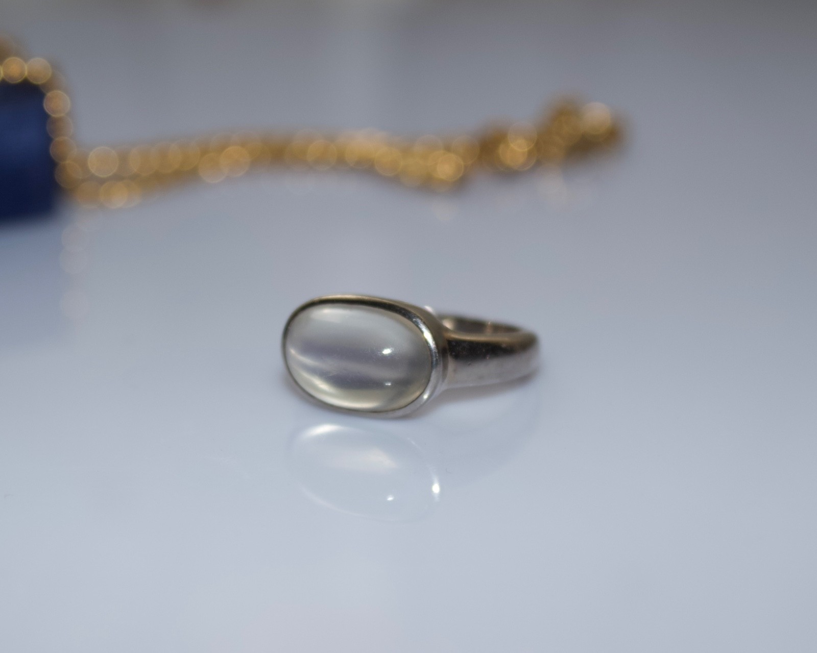 Vintage 14k White Gold Moonstone Bezel Set Solitaire Stacking Band Ring