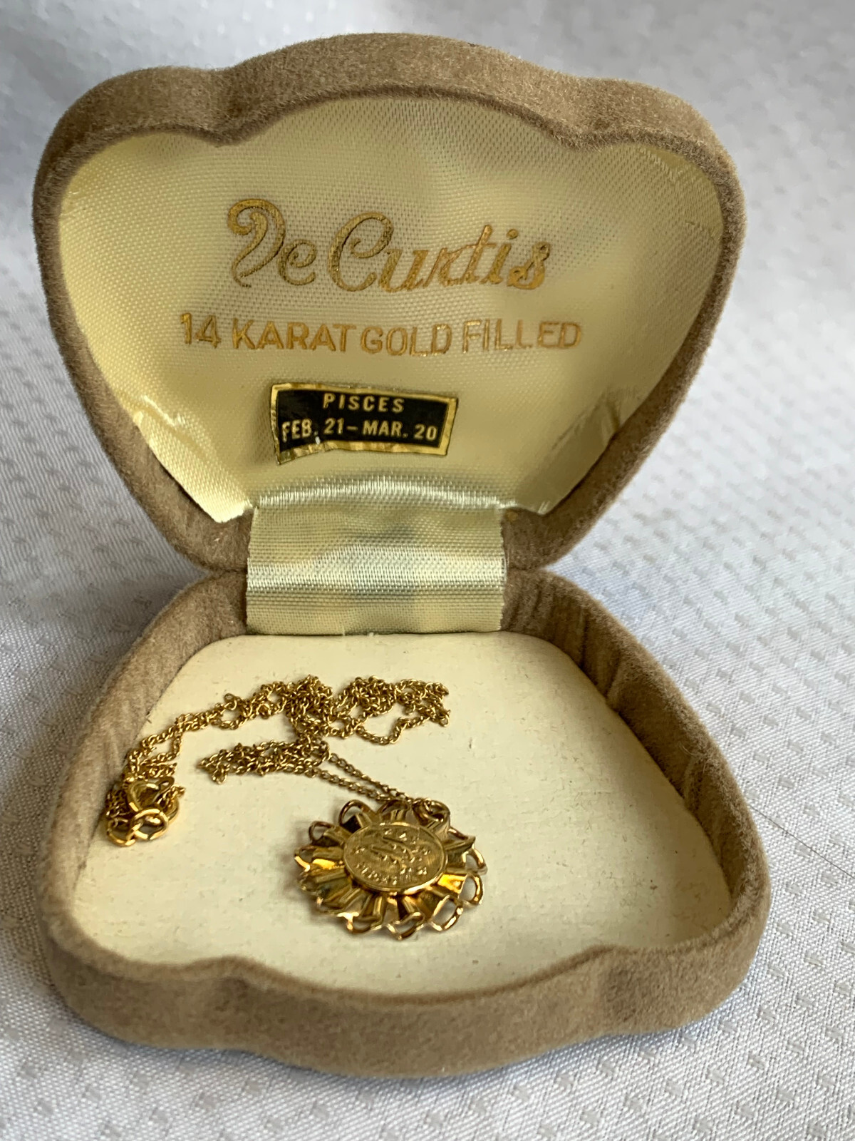 Vtg Gold Filled Jewelry Lot Van Dell Krementz De Curtis Necklaces Brooch *READ*
