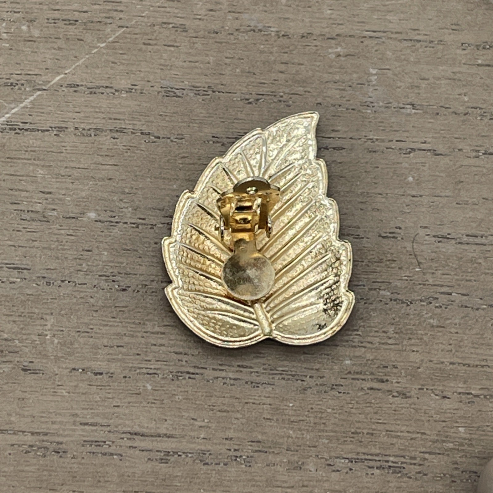 Vintage Dark Green Leaf Shaped Earrings With Clip-On Closure & Gold Colored Back