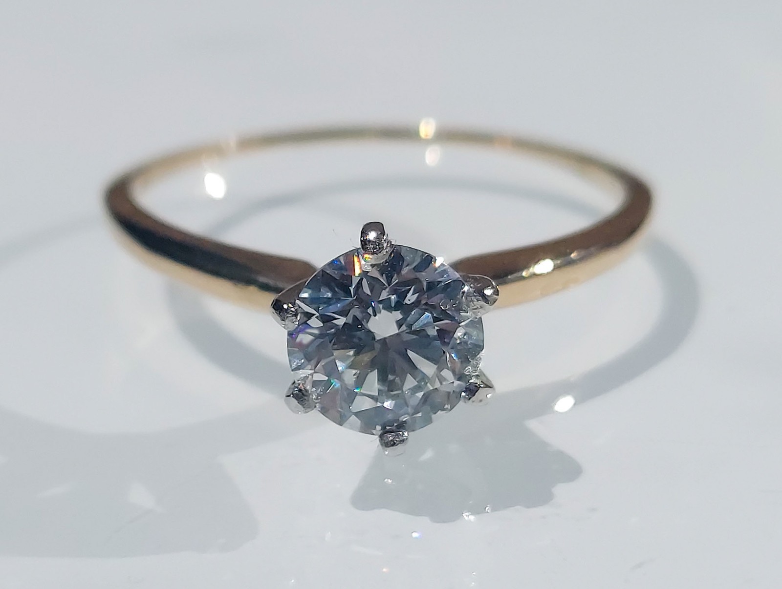 Estate ring 14K Gold Vintage Ring, Size 8 1.03 carat certified diamond.