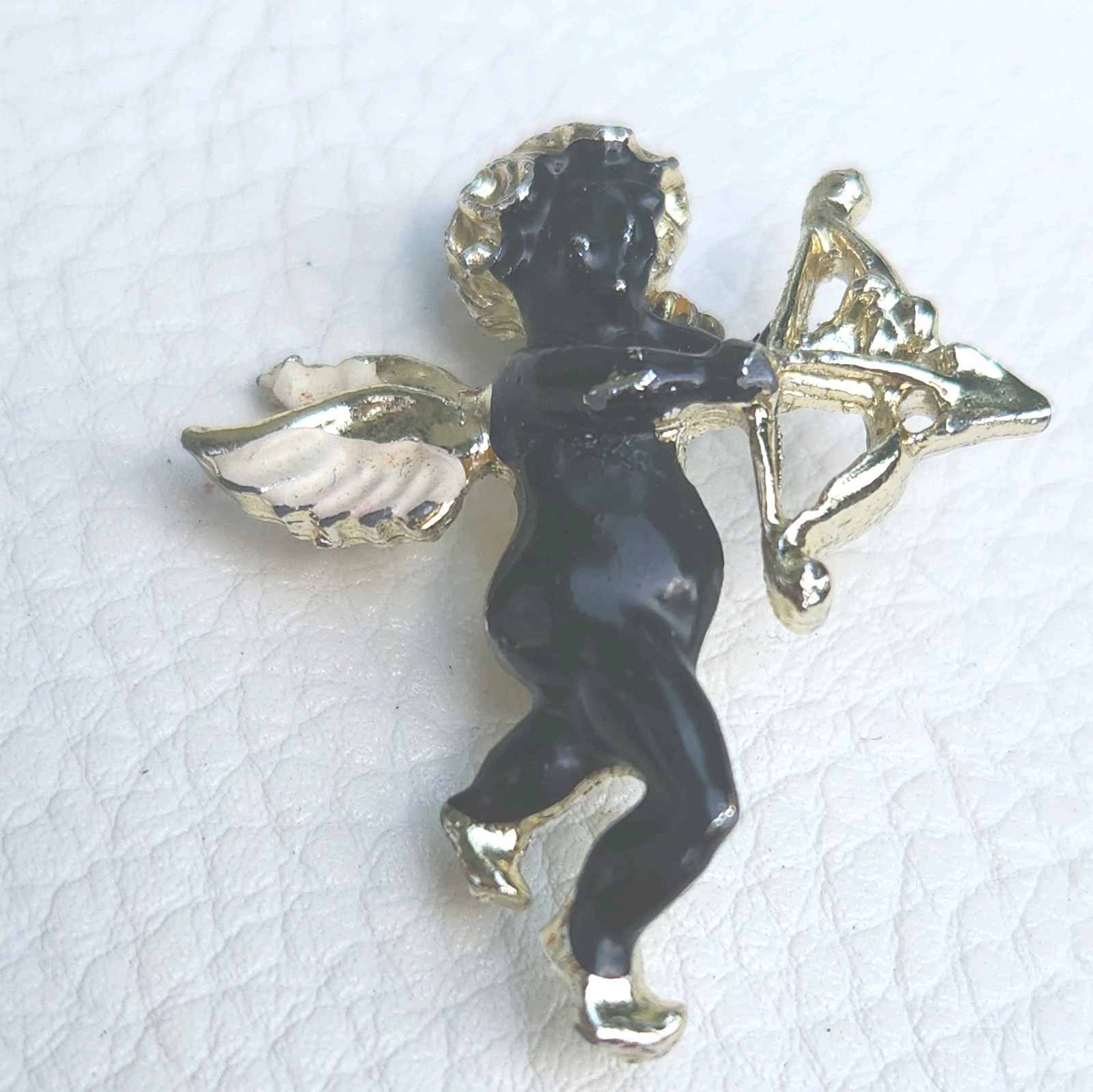 Black & Gold Cherub Angel Pin white wings cold paint bow and arrow 1.75″ size