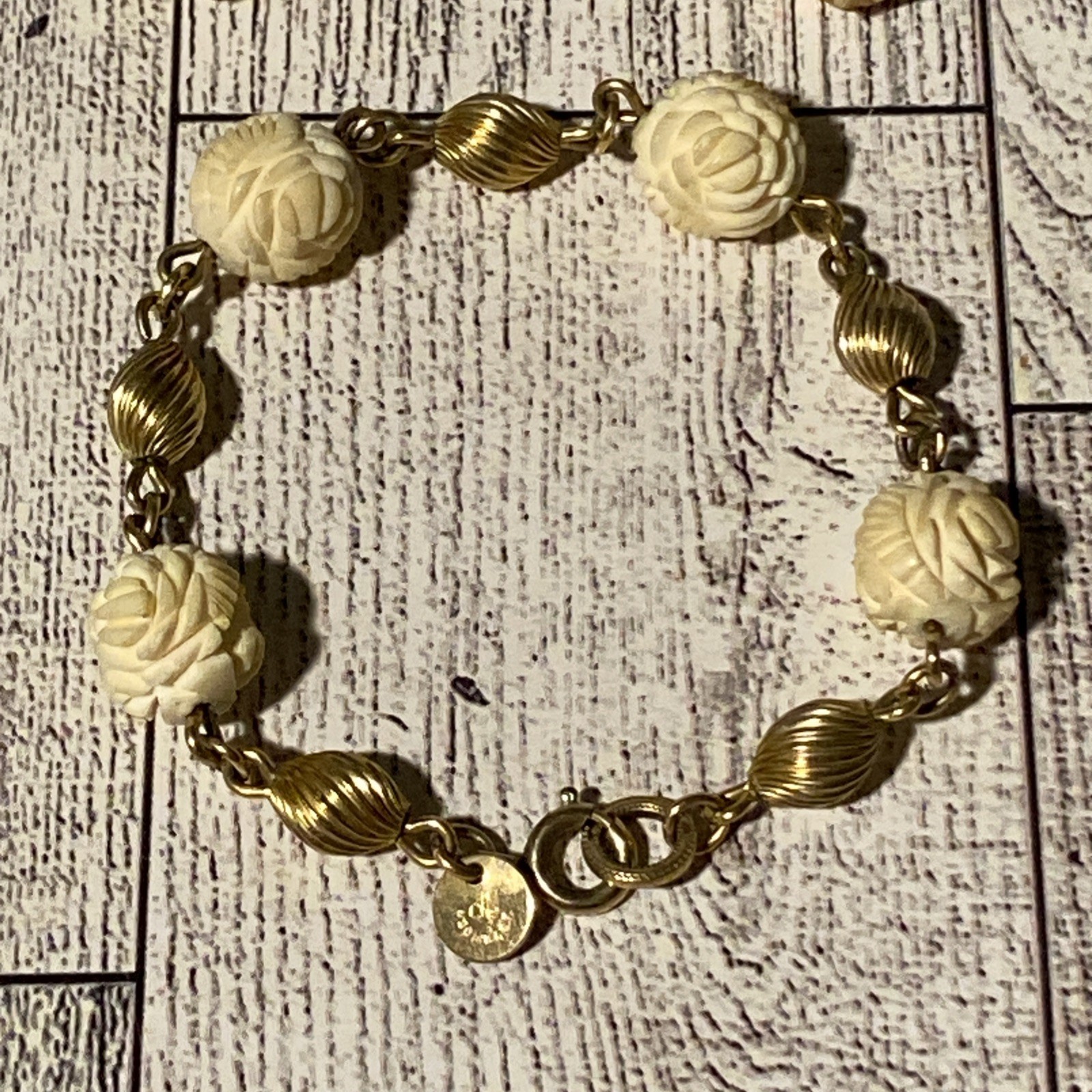Vtg 14k GF Necklace Earrings & Bracelet Set Carved Resin Roses Gold Filled