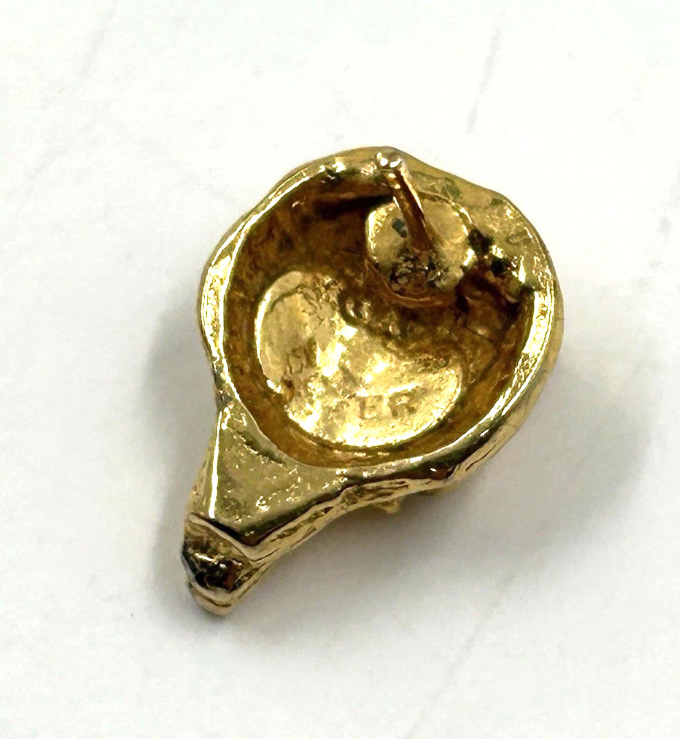 Vintage Signed Gay Boyer Gold Tone Fox Wolf Head Earrings