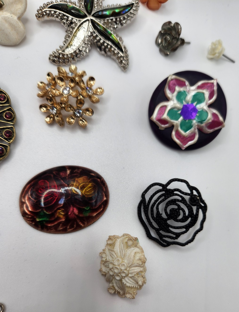 Flower Craft Jewelry Pieces Junk Drawer 30 Different Pieces