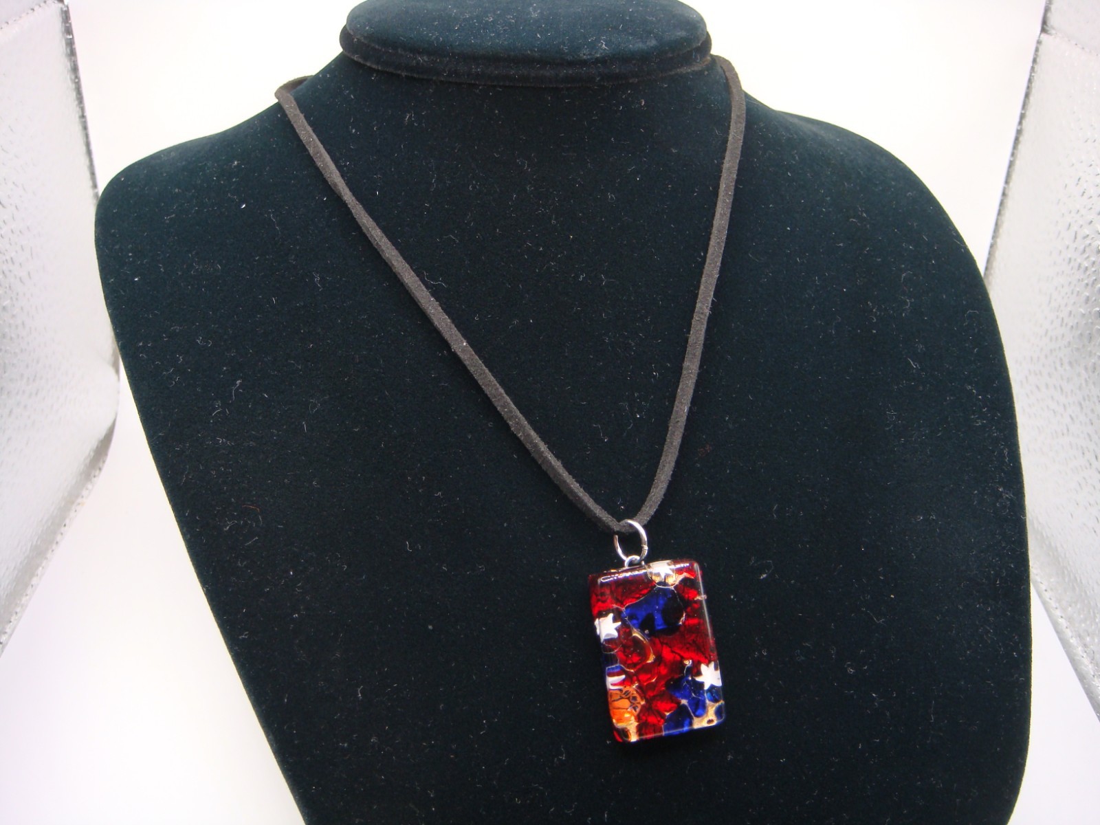 VINTAGE SIGNED MURANO GLASS RECTANGULAR PENDANT NECKLACE RED WHITE BLUE TONES