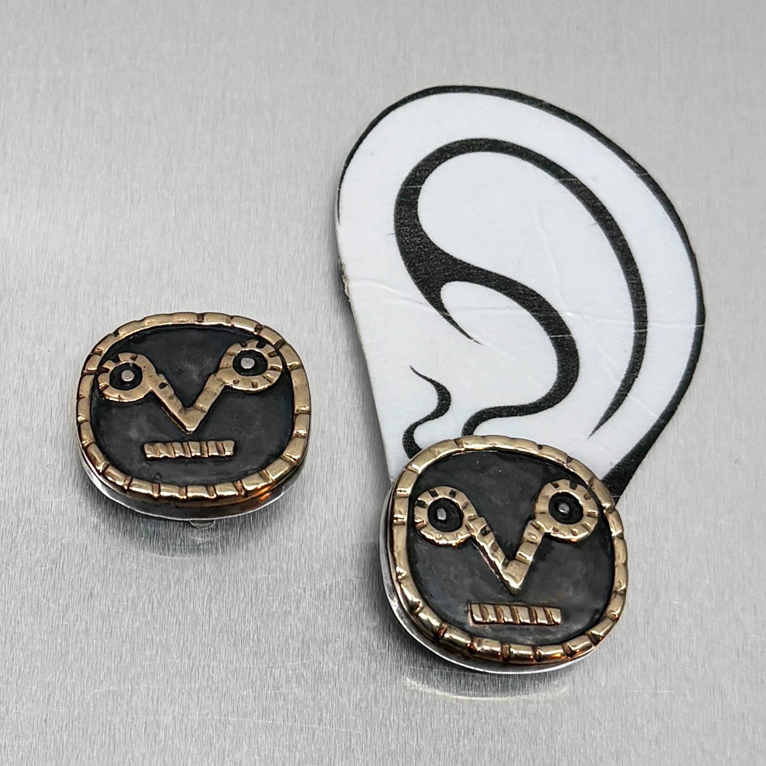 FAB Vtg Signed DIAN MALOUF MODERNIST FACE Mask Clip Earrings Sterling 14K Gold