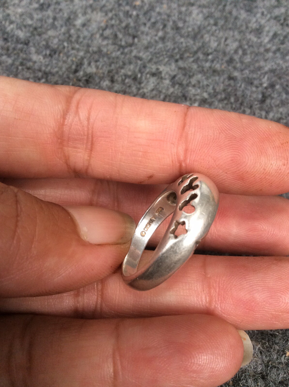Beautiful Disney sterling Silver 925 micky mouse cutout ring size 8