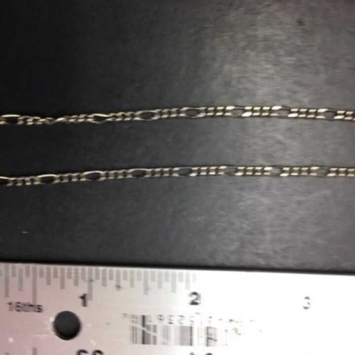 Gwen Short Chain Necklace 16 In Shiny Silver Retro Vintage Classic Soft Girl
