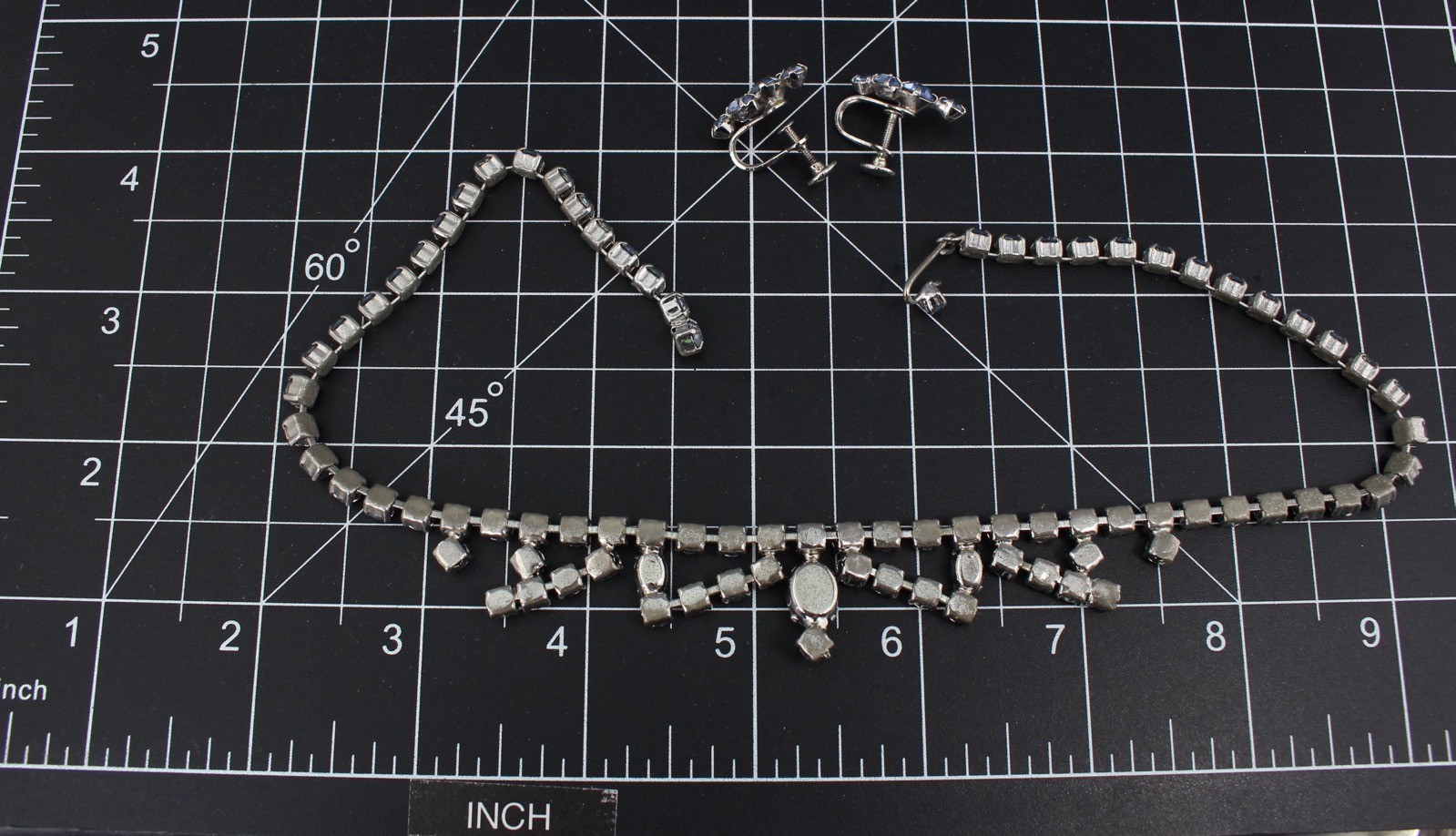 VINTAGE 50’S BLUE CRYSTAL GLASS BEAD CHOKER NECKLACE & CLIP EARRING SET