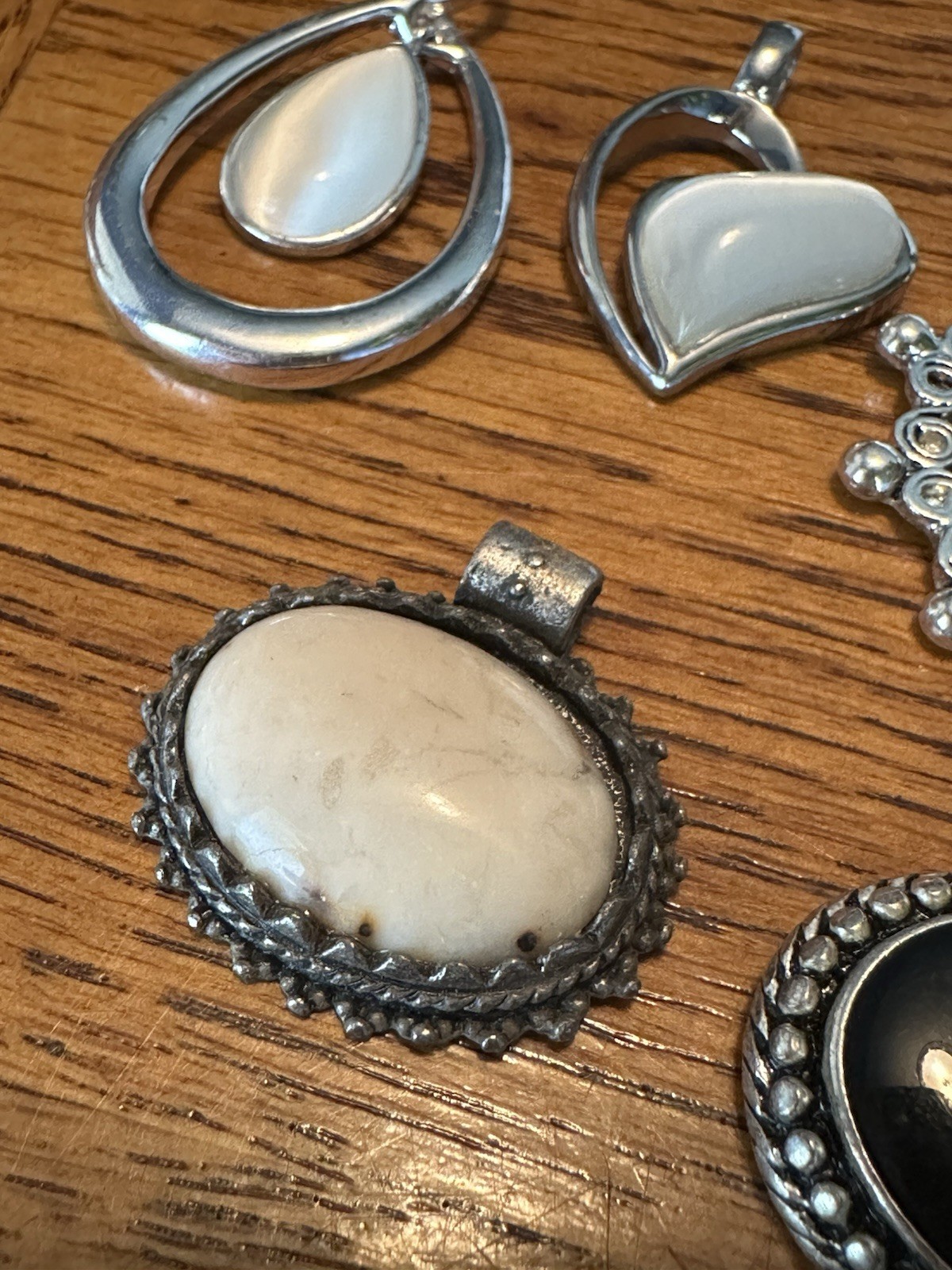 Lot of 8 Vintage to Modern Pendants Black Red Blue Stones Oval Heart Round