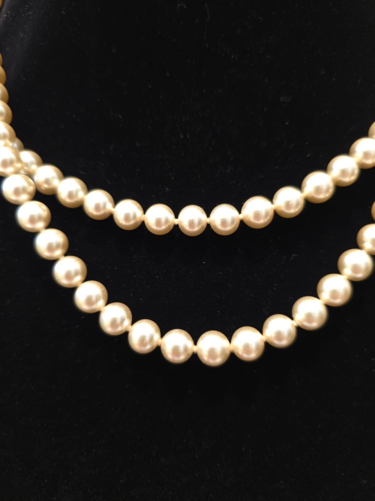 Vintage Double-Strand Ivory Faux Pearl 18″ Necklace With Ornate Gold-Tone Clasp