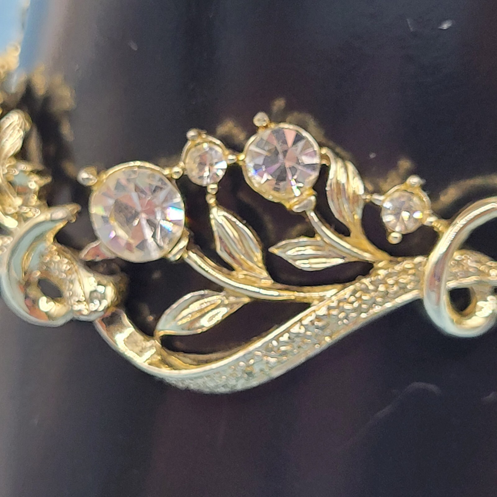 CORO 1960s Clear Rhinestone Bracelet Flower Theme Missing One Small Stone 7 Inch