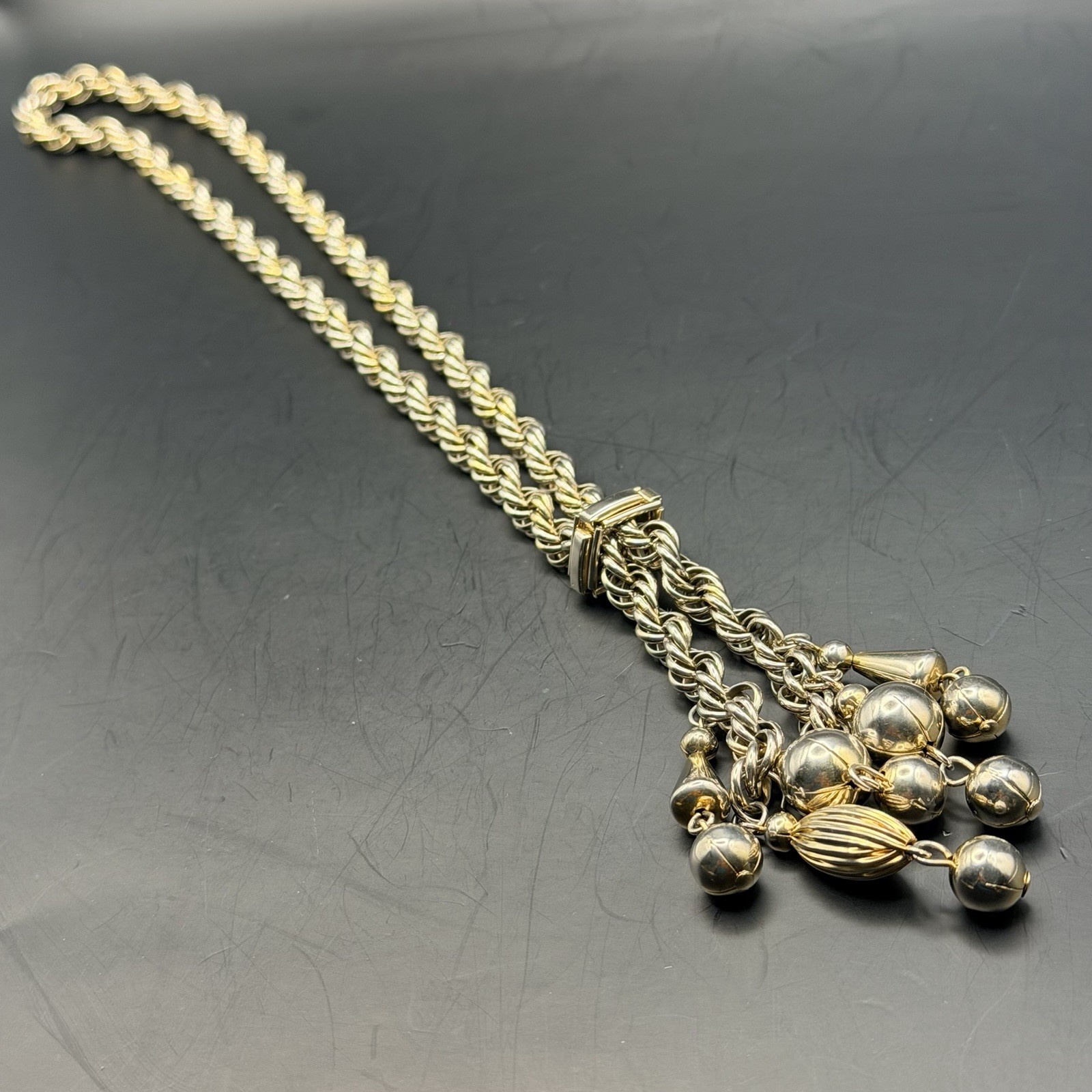 Vintage Gold Tone Rope Chain Lariat Necklace Tassel Dangle Adjustable Statement