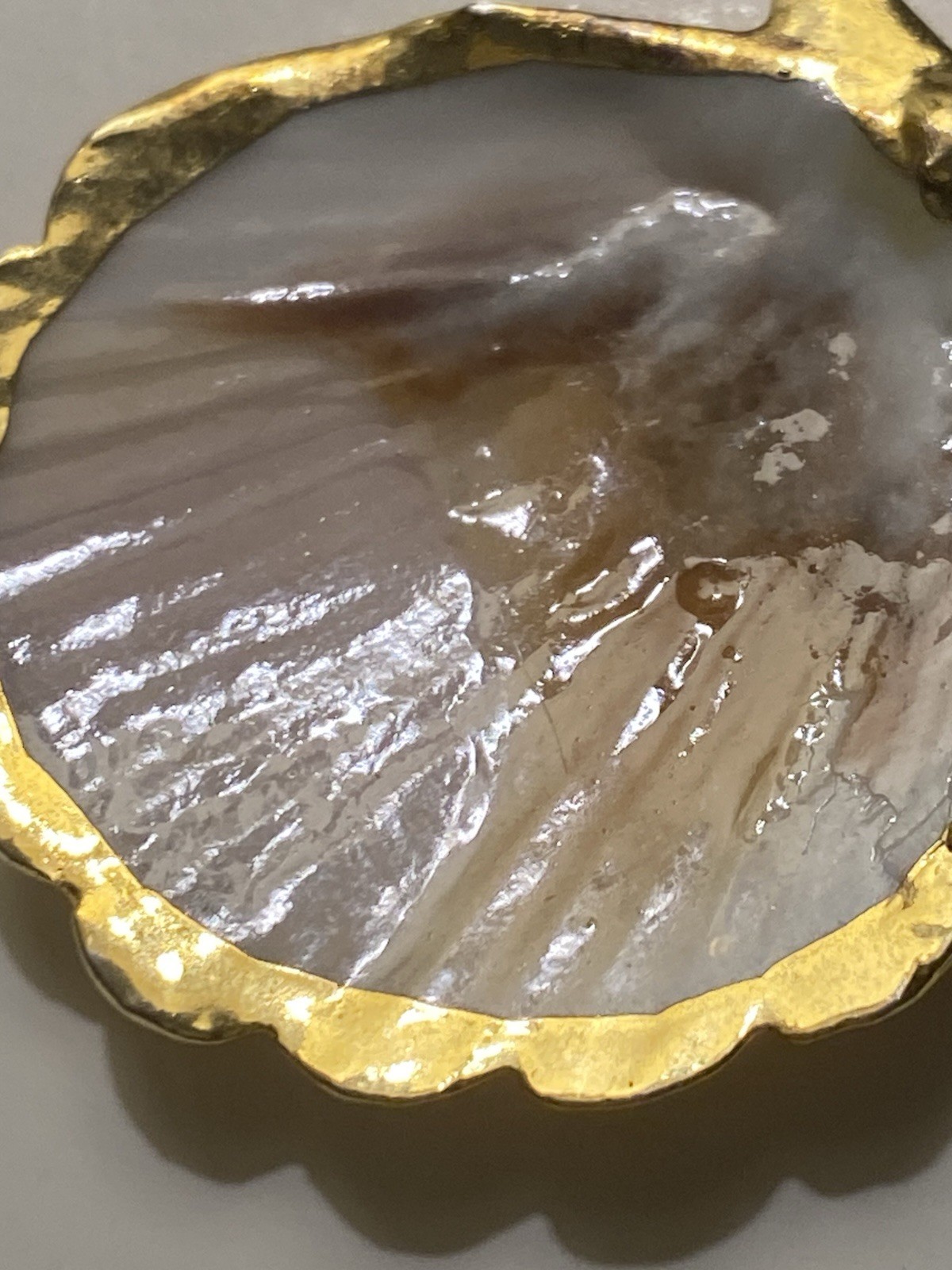 Vintage Pink And White Sea Shell Pendant Yellow Gold Rim