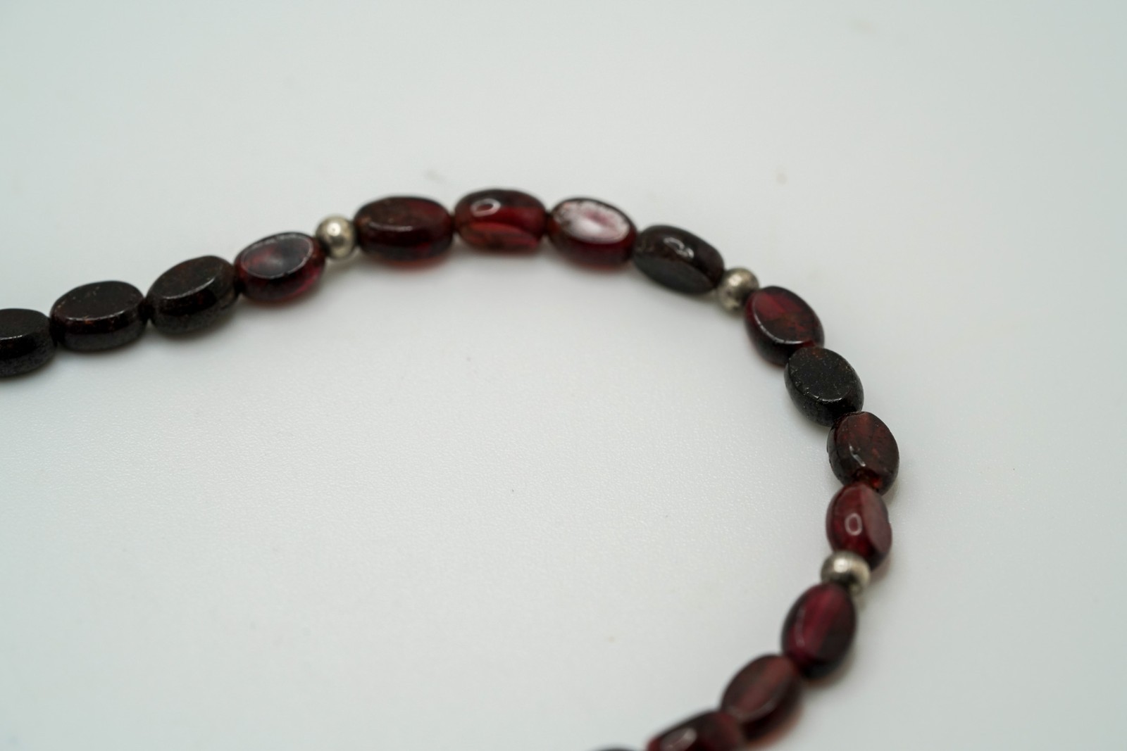 Vintage Boho Sterling Silver Garnet Bead Necklace 18″ x 5mm JB39