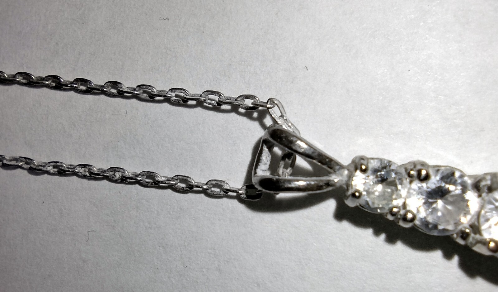 Vintage Necklace 3/4 inch Silver Tone Pendant 3 Stones 19in Silver Tone Chain