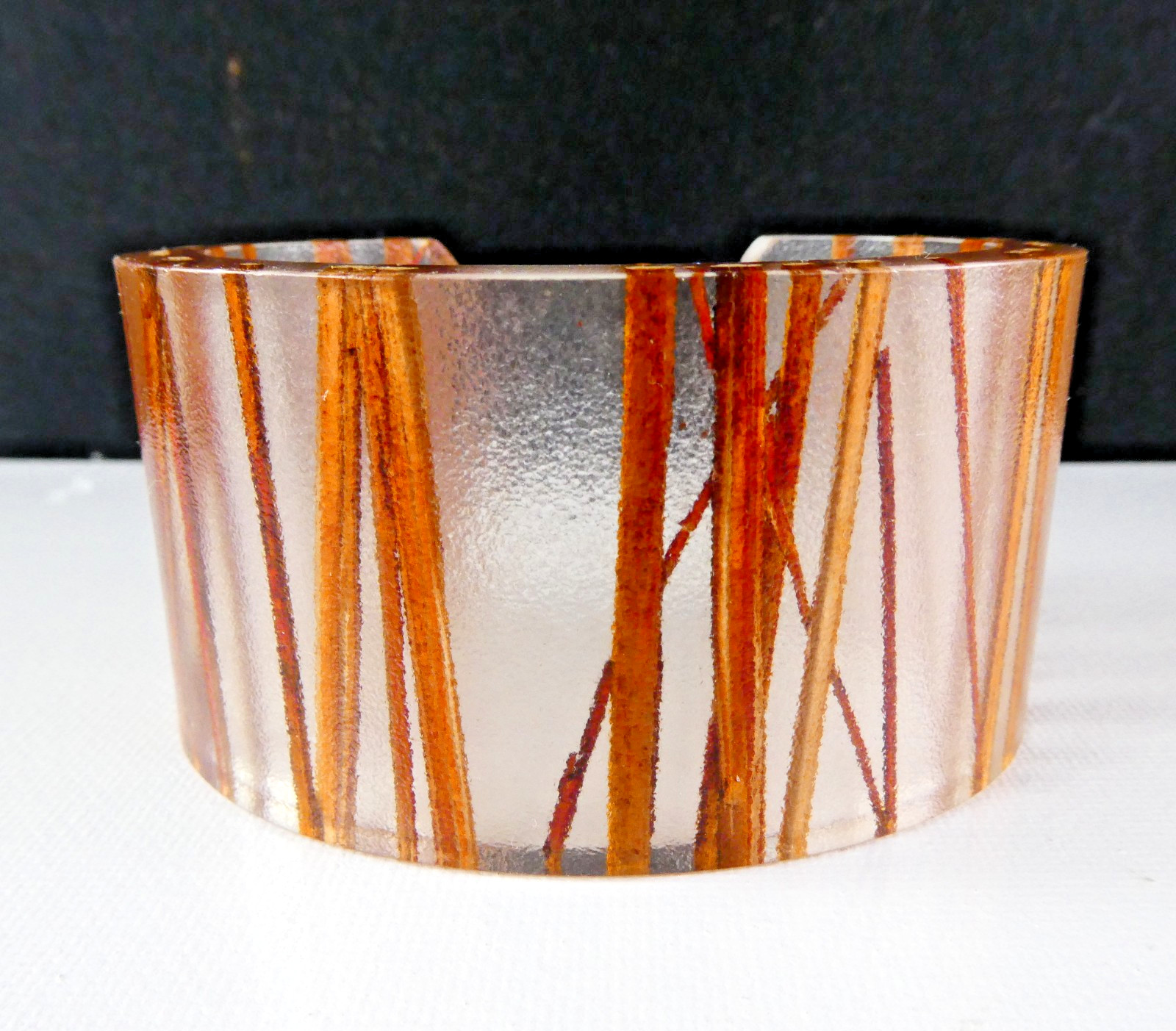 Vintage Lucite Modernist Cuff Bracelet Thick Chunky Brown Linear Inlays NICE!