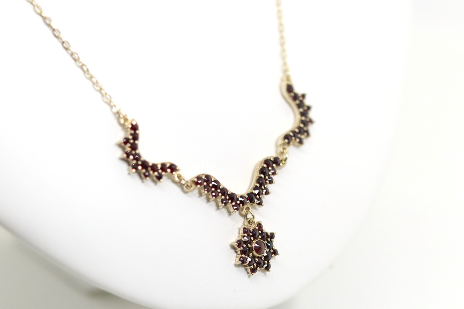 Vintage Silver Necklace Czech G 900 Gold Plated + Garnet Gems Star ,L:17 7/8in