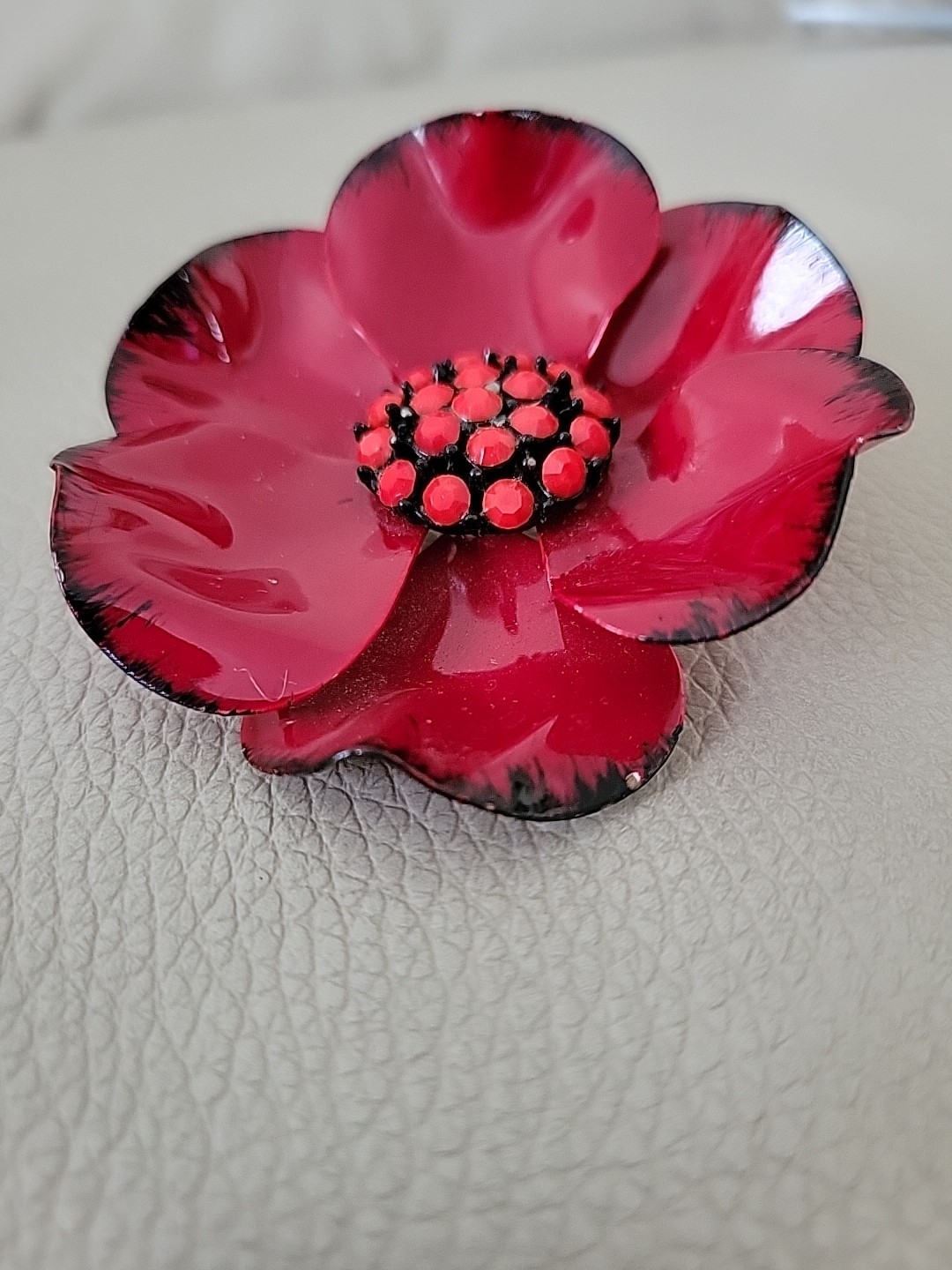 VNTG Large Bright Red Poppy Flower Brooch Black Border & Red Beads Center 2.5