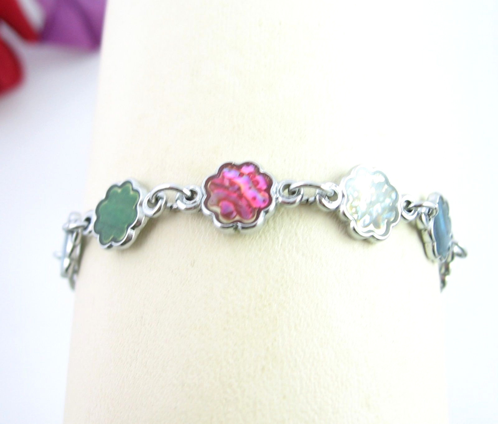 PAUA SHELL BRACELET Vintage Abalone Flower Blooms Pink Blue Silvertone 7.25″