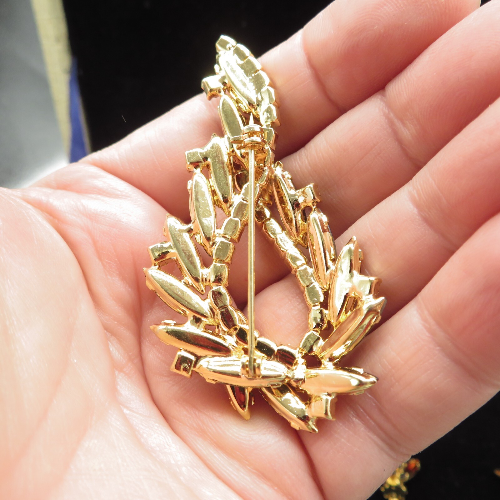 1950s fall colors Navette Rhinestone Brooch & Clip on Earrings Set Gold tone VTG