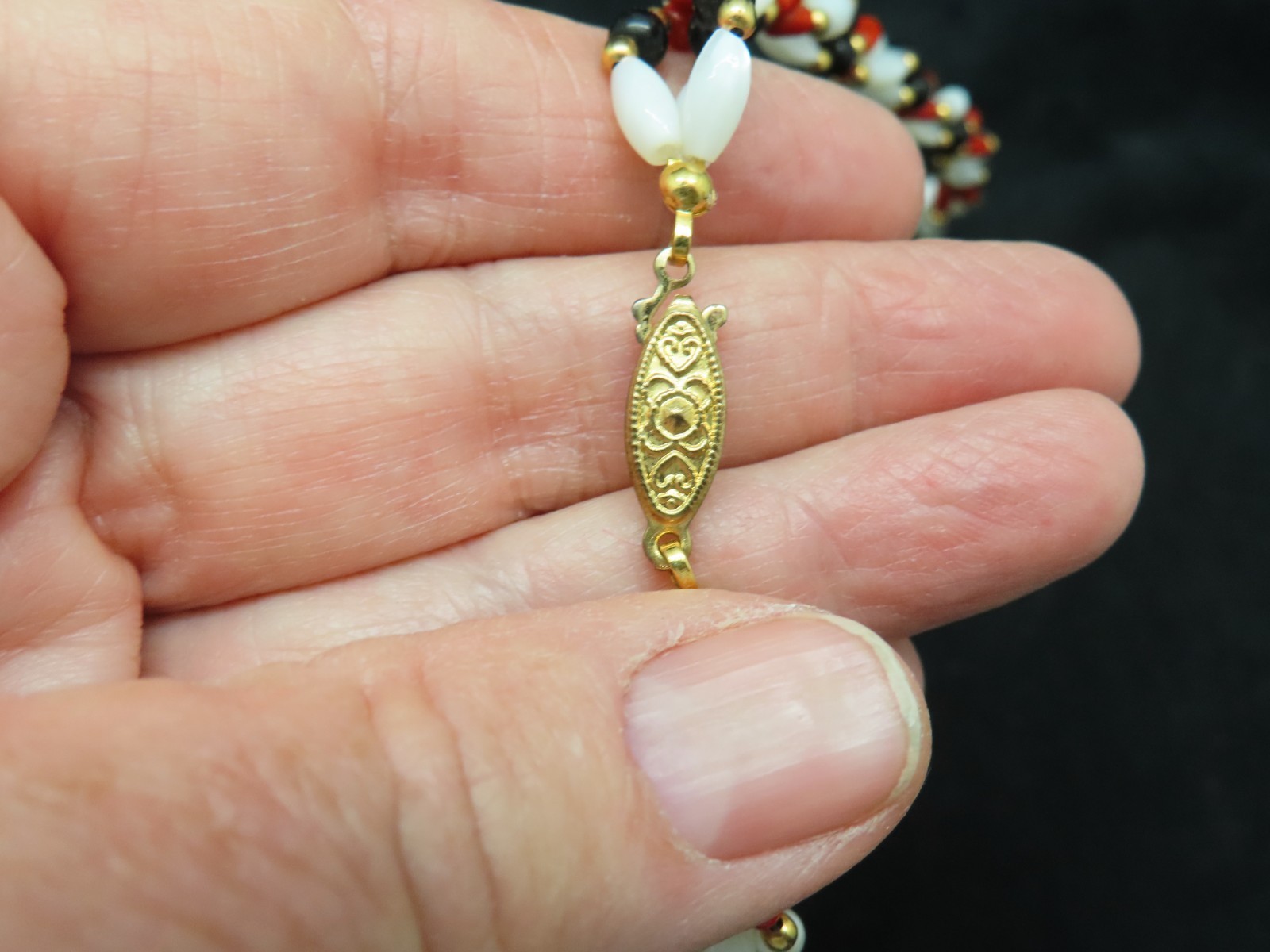 Vintage 1990’s Red & Black Coral w/MOP Bead Necklace