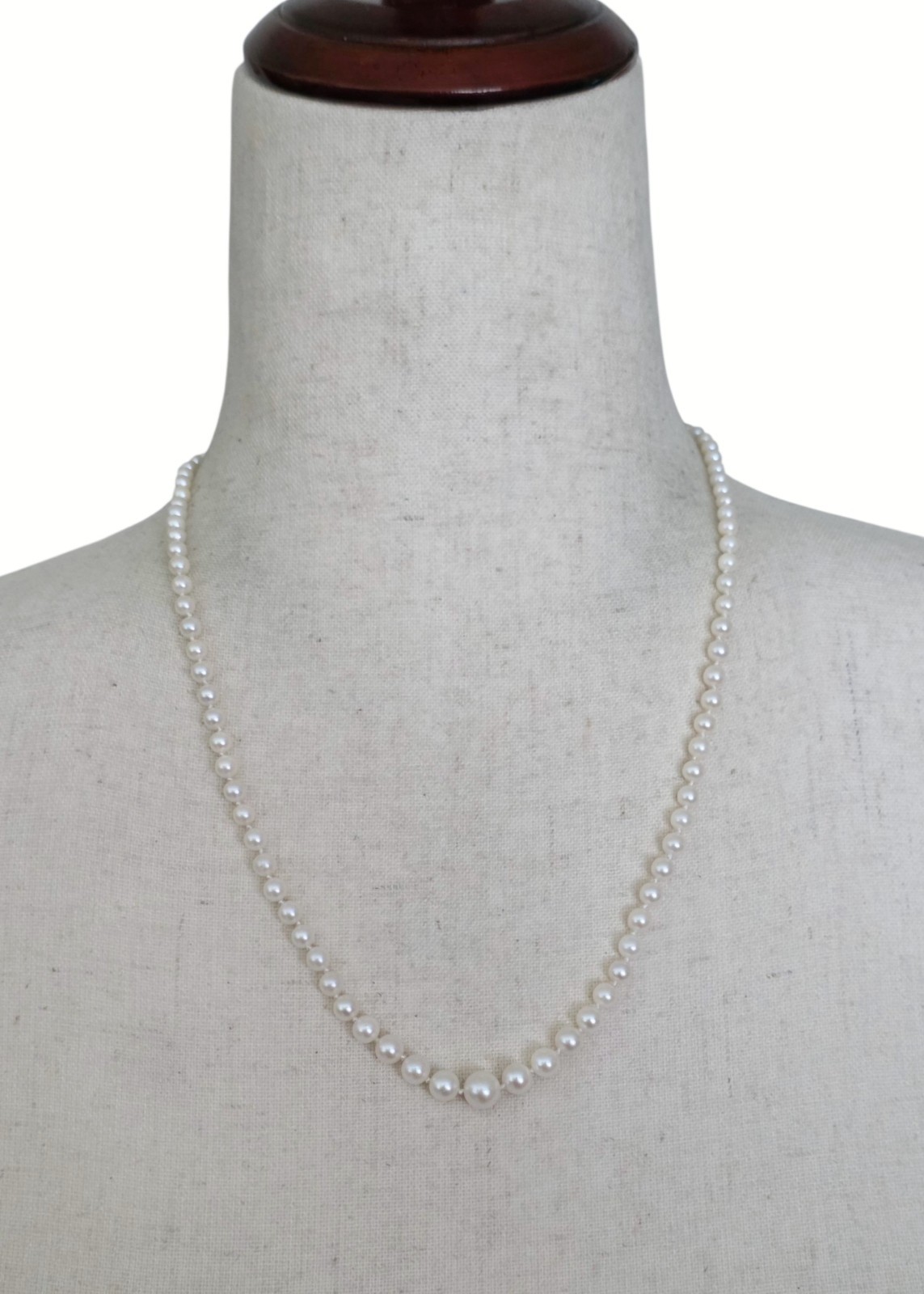 Vintage 21″ Graduated Cultured Pearl Necklace Signed Grassman Blake Sterling