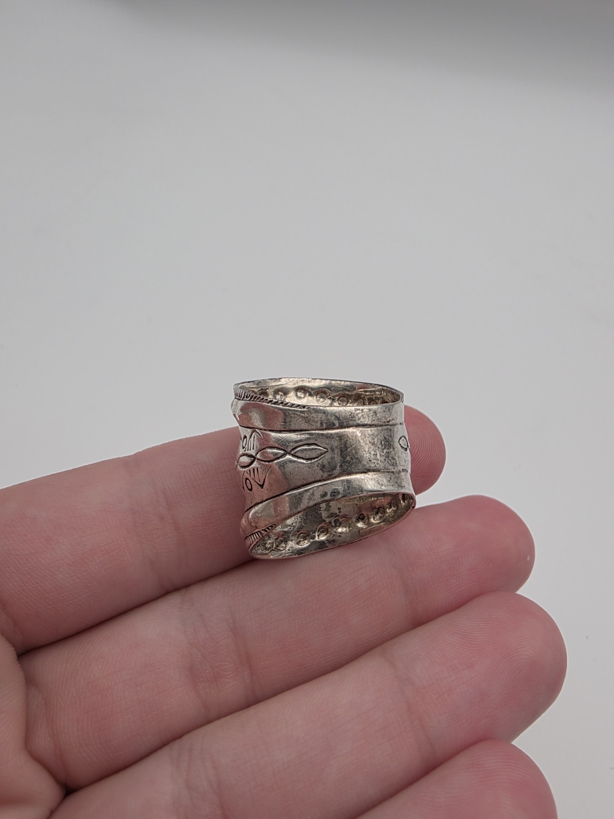 Vintage Designer BBJ Southwestern Sterling Silver 925 Ring Size 10.5