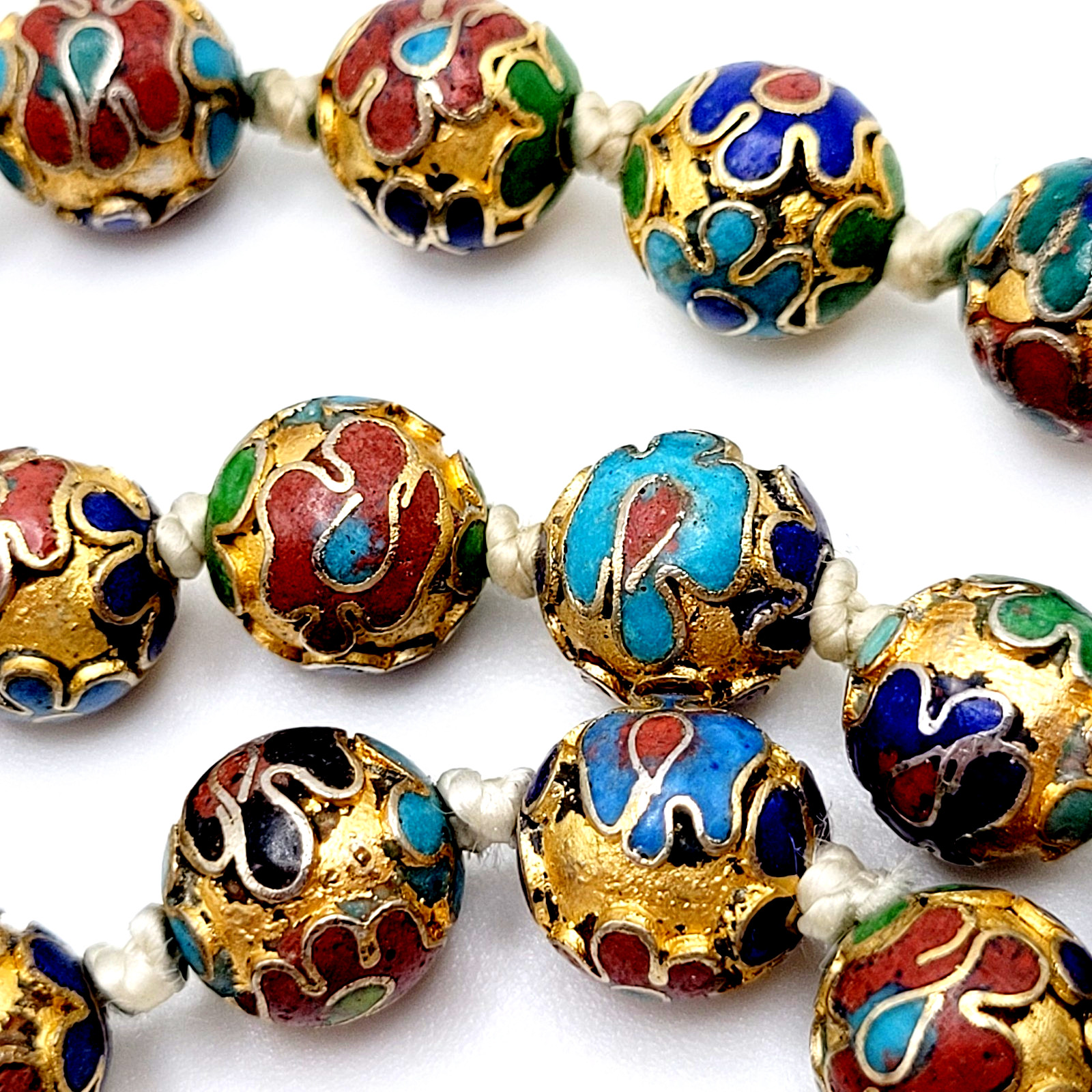Chinese Cloisonné Floral Bead Hand Knot Circa 1930s Beaded Necklace 23 Inch
