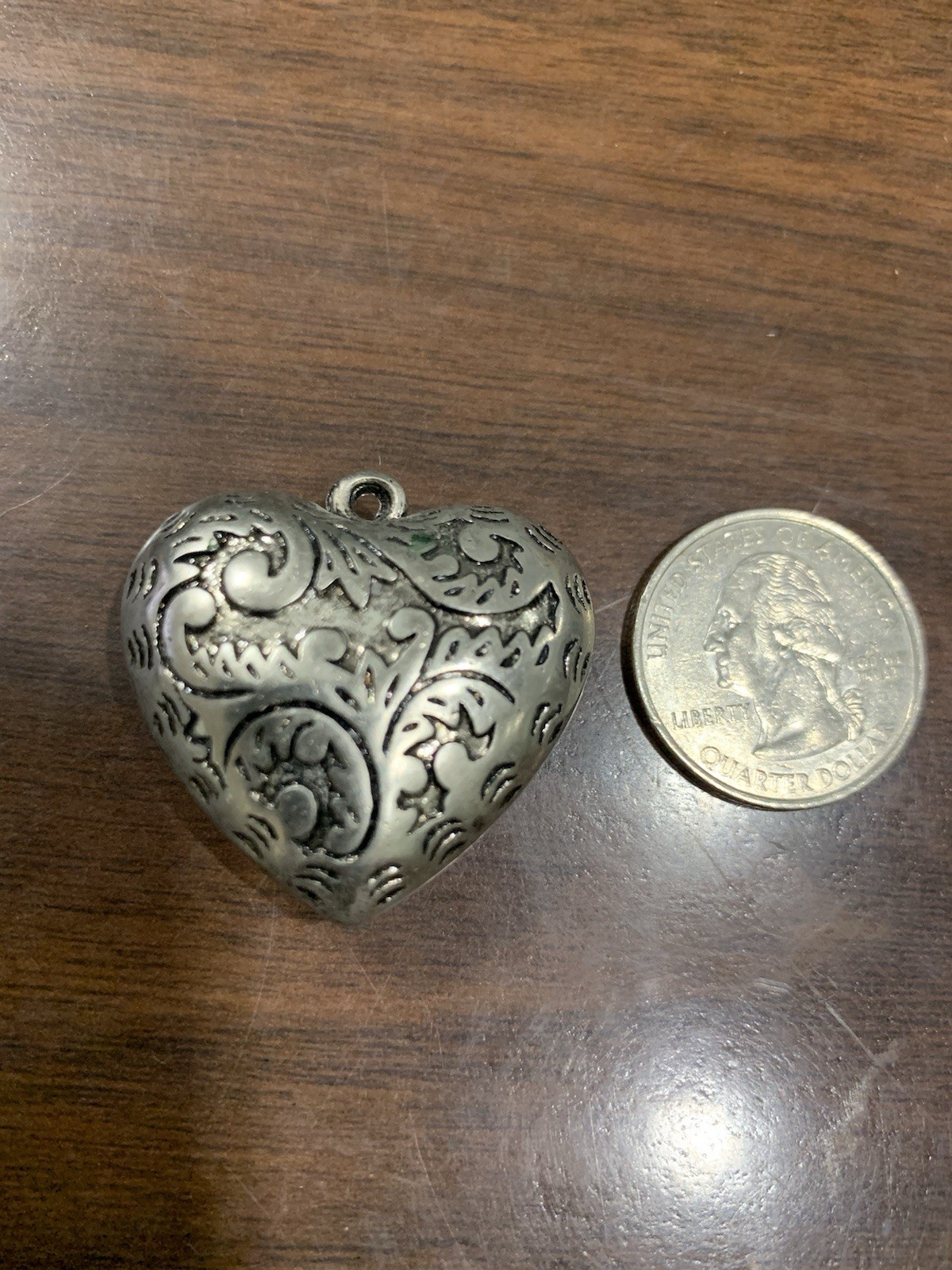 Vintage Elegant Etched Puff Silver Heart