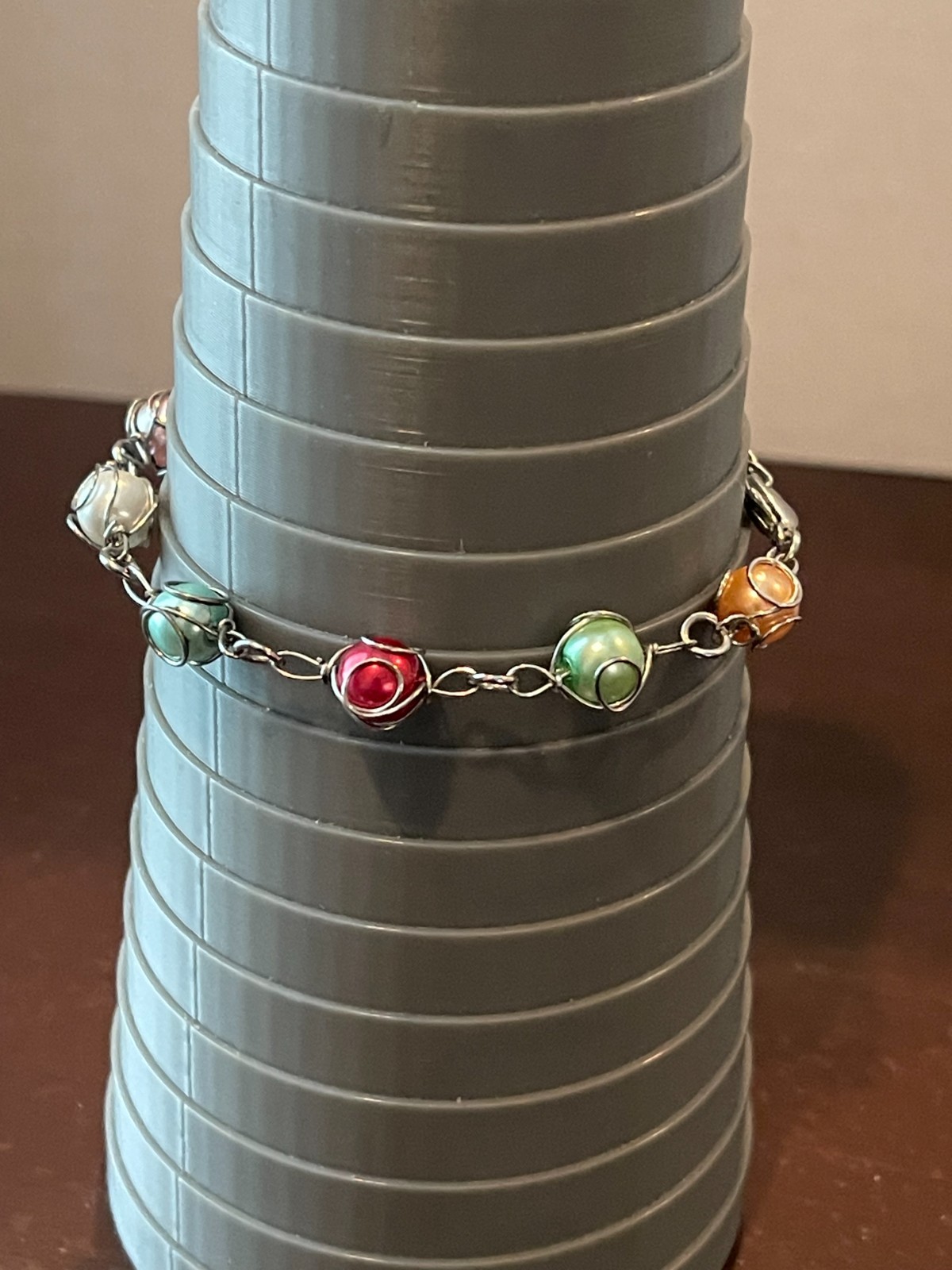 Wire-Wrapped Beaded Bracelet Caged Link Bracelet Cute Dainty Silver Tone Glass