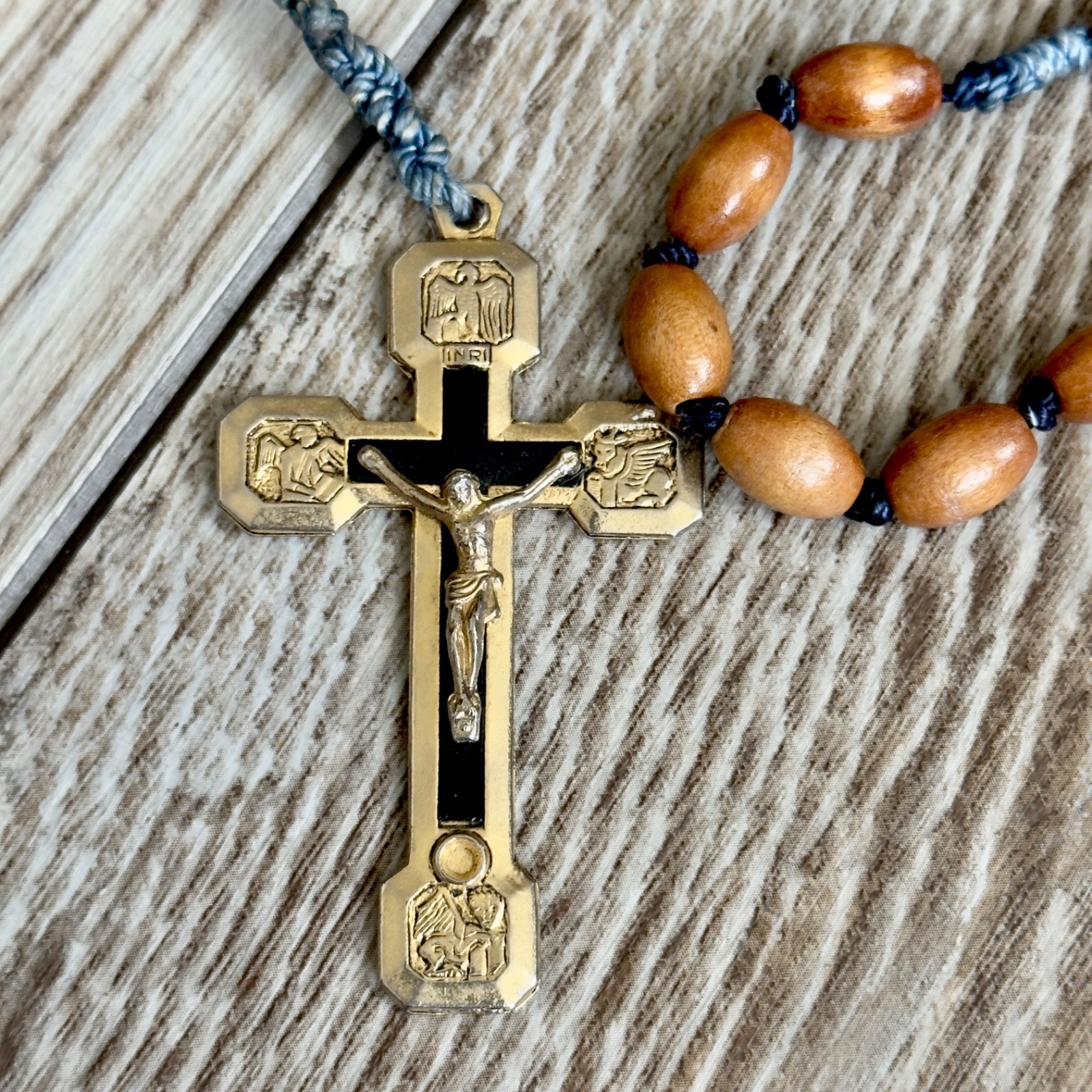 Vintage Rosary Religious Madre Del Buon Consiglio Proteggimi Wooden Beads