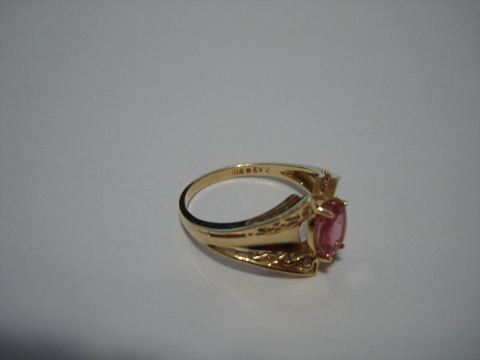 Vintage Beautiful Coctail 10k Yellow Gold Color Pink Stone Ring Size 9.75