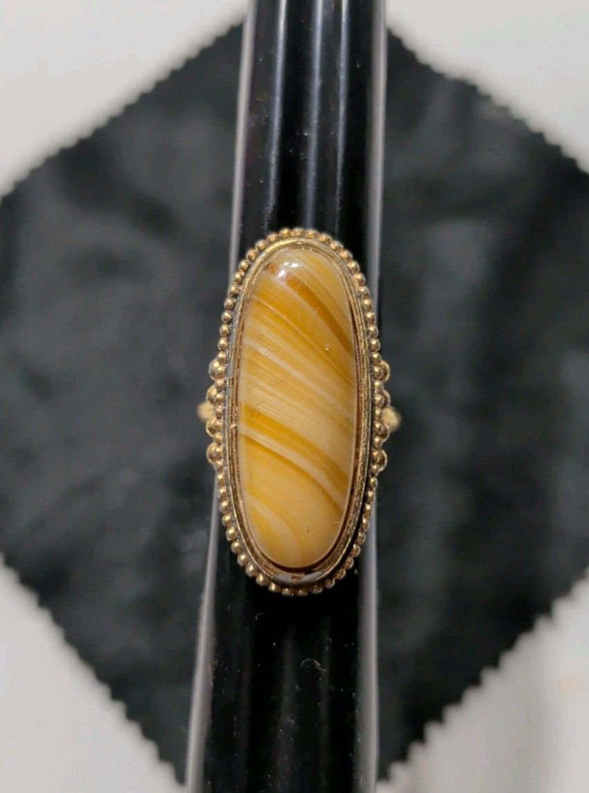 ✨VINTAGE✨ 1978 STRIPED BROWN AGATE RING SHIMMERING SANDS – SIZE 4¾