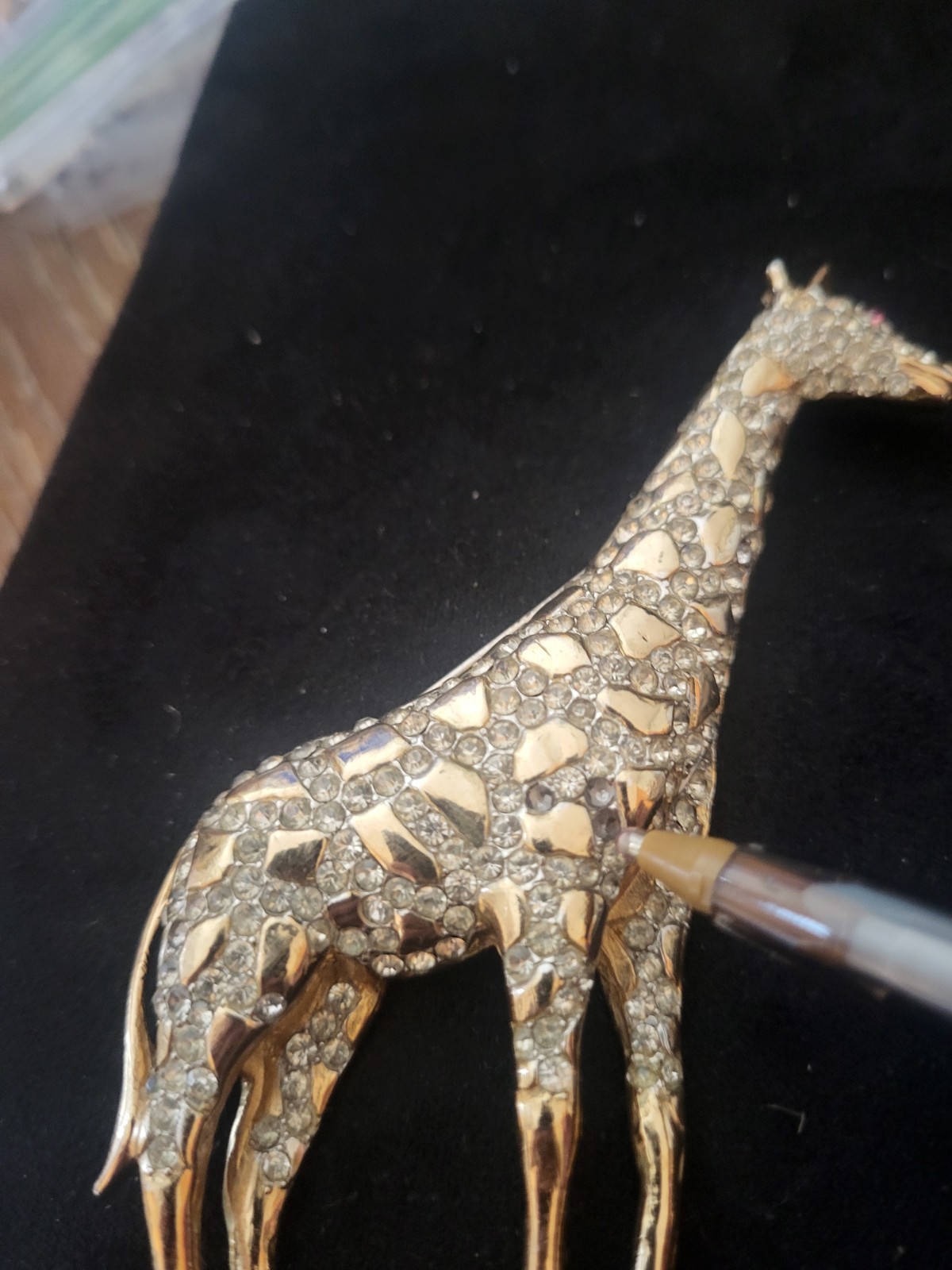 Vtg Signed Coro??GIRAFFE BROOCH Gold Tone Vintage Book piece Missing 4 Stones