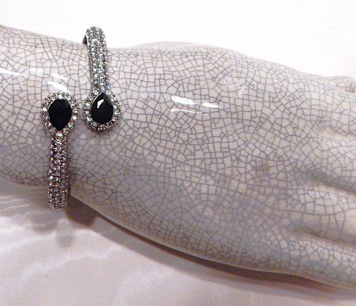 Retro Vintage Pave Rhinestone Bypass Cuff Bracelet MONET NWOT S42