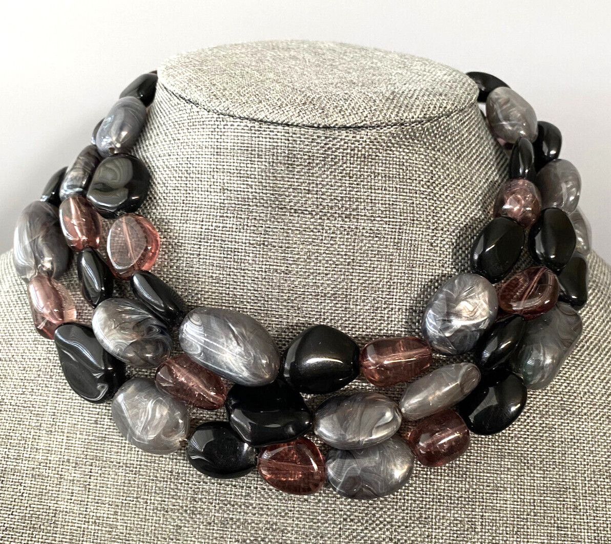 Glass Style Beads Layered Necklace. Great Colors Approx 12-13” NK47
