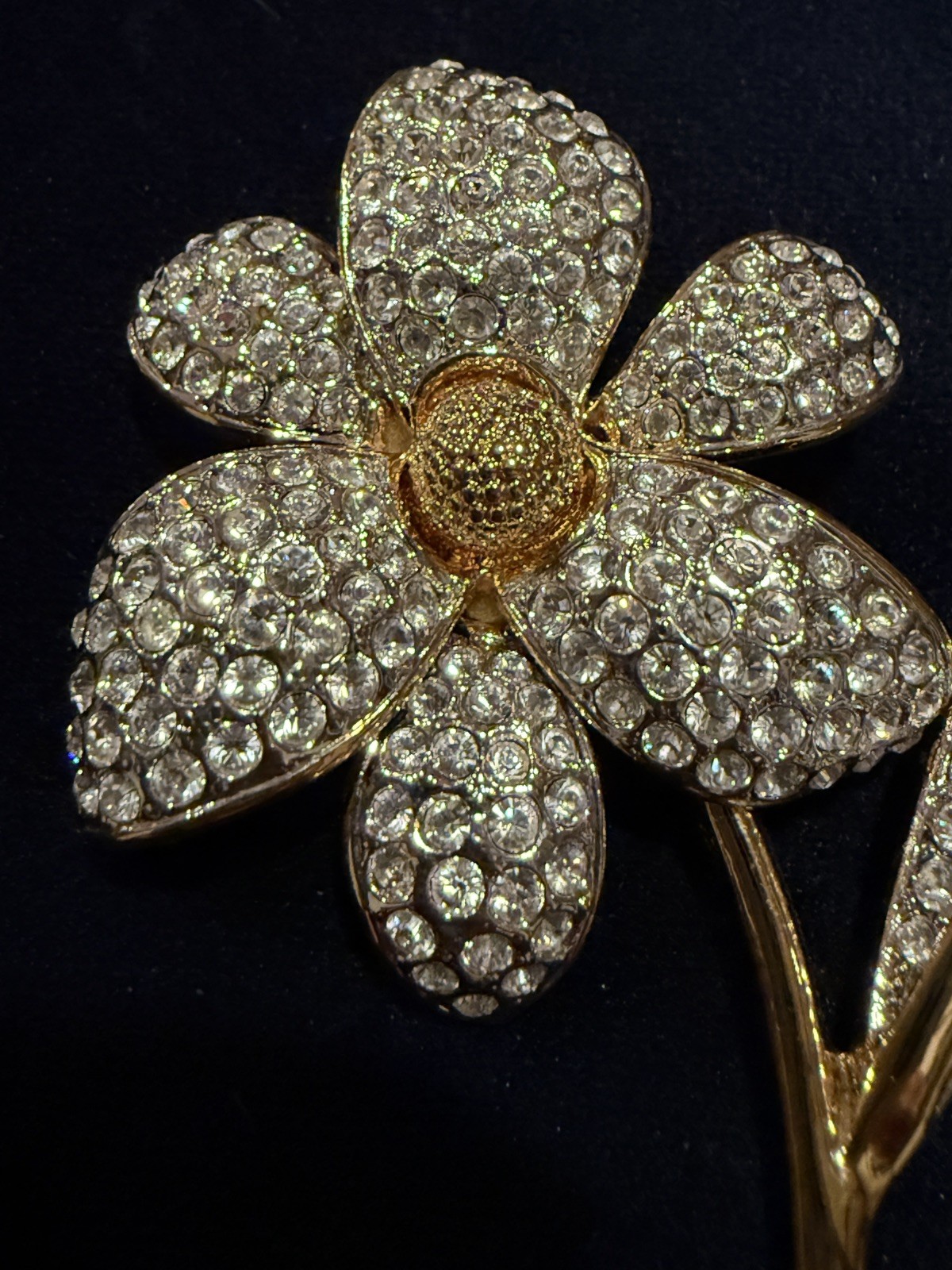 Vintage 60’s CIRO Brooch Pin Daisy Rhinestone Flower Gold-tone Finish High End