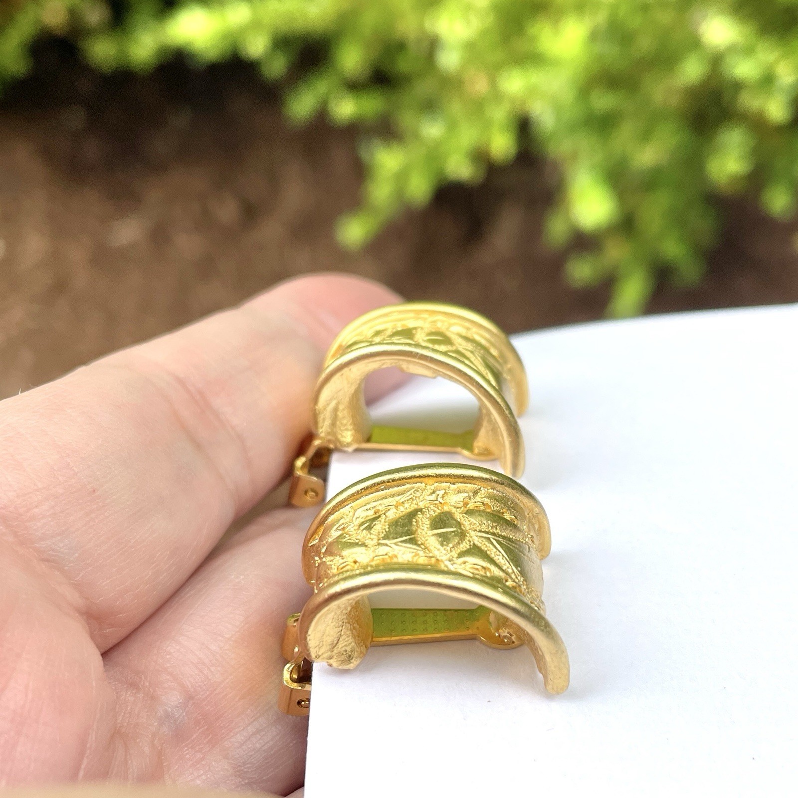 Vintage Orena Paris French Designer Runway Mogul Gold Tone Clip On Earrings