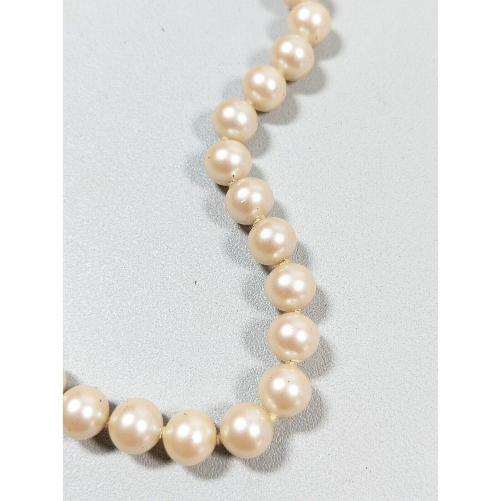 Vintage Ivory Color Glass Faux Pearl Silver Tone Safety Chain Necklace 22 inches