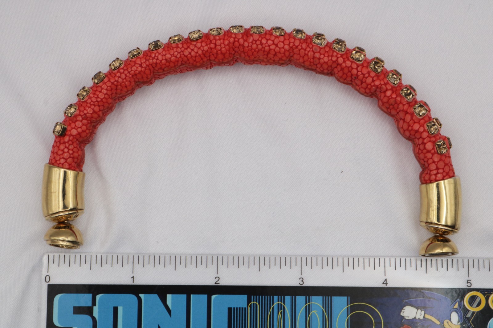 Henri Bendel Stingray Coral Crystal Bracelet Gold Tone Magnetic Clasp Vintage