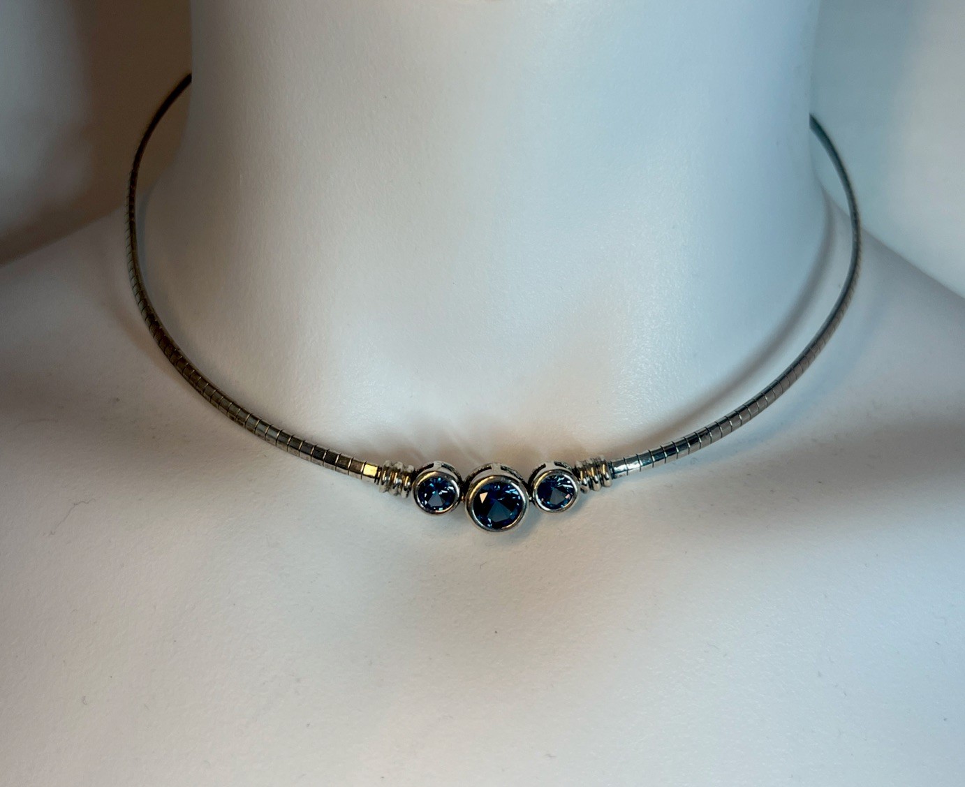 Vtg IBB 925 Sterling Silver Blue Crystal Statement Choker Collar Necklace 16”