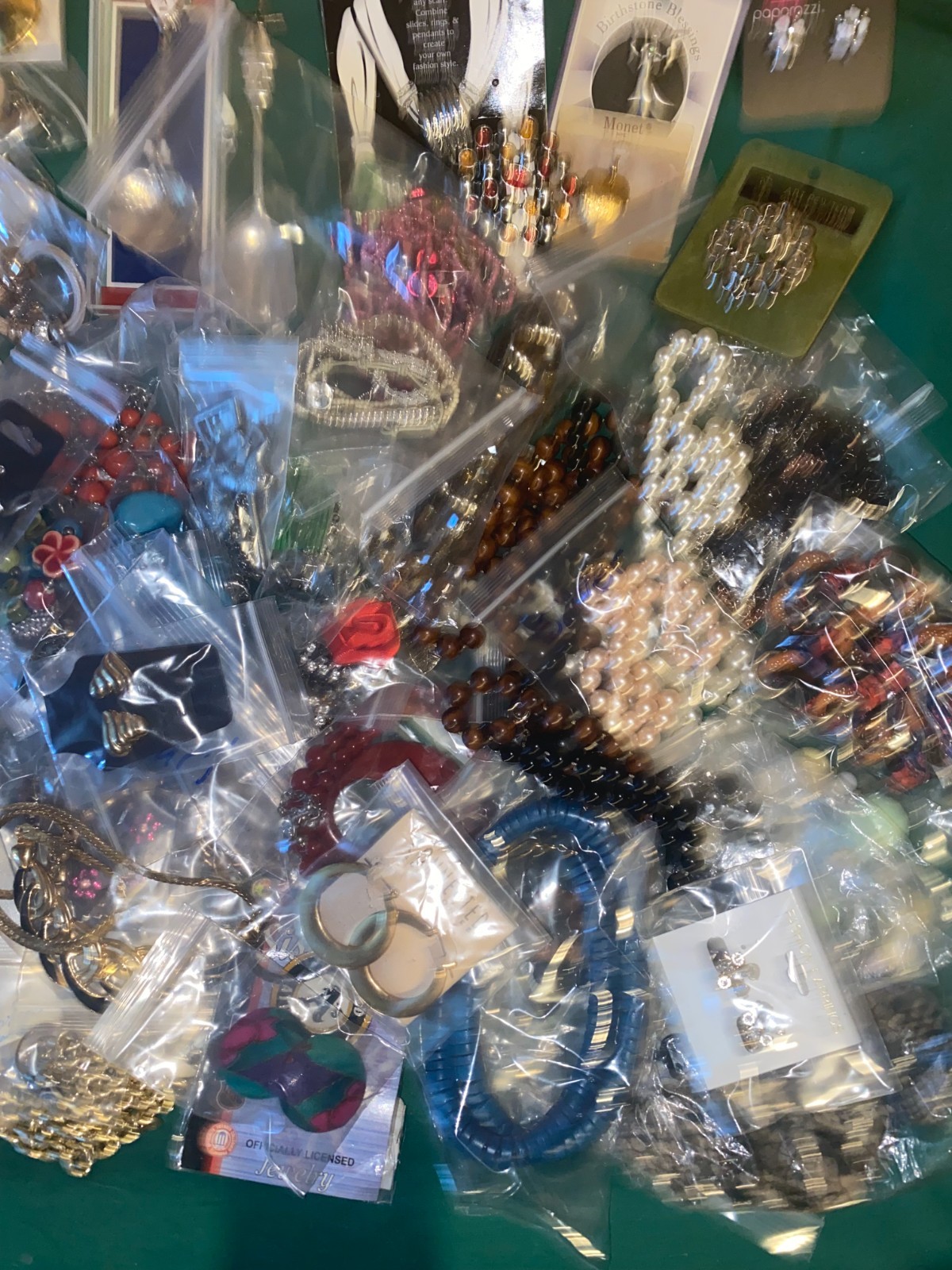 VINTAGE to Modern JEWELRY LOT 6 LBS 111 PCS RHINESTONE RING NECK WEARABLE #16