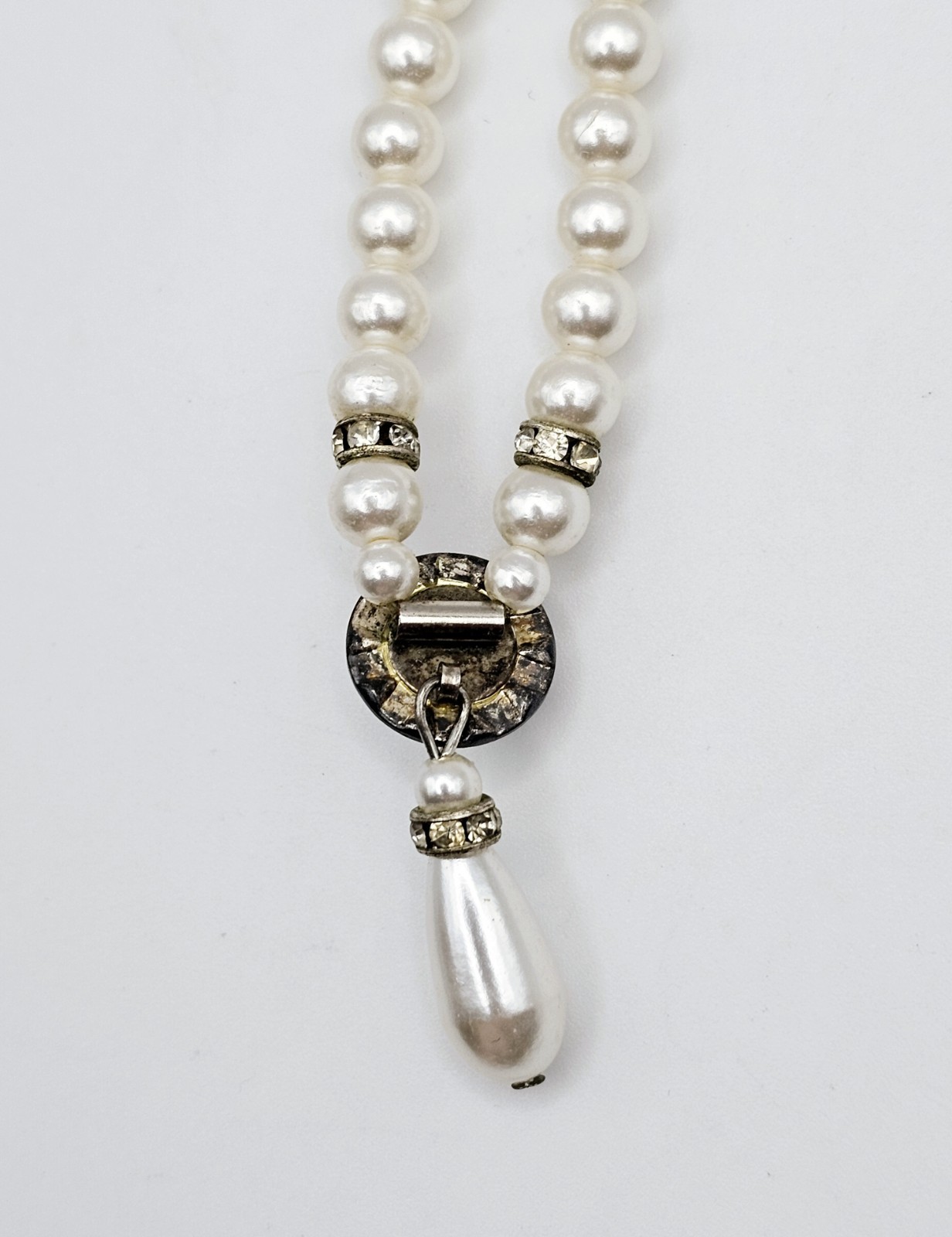 Vintage Unsigned Faux Pearl Choker Necklace Teardrop Pendant Rhinestone Costume