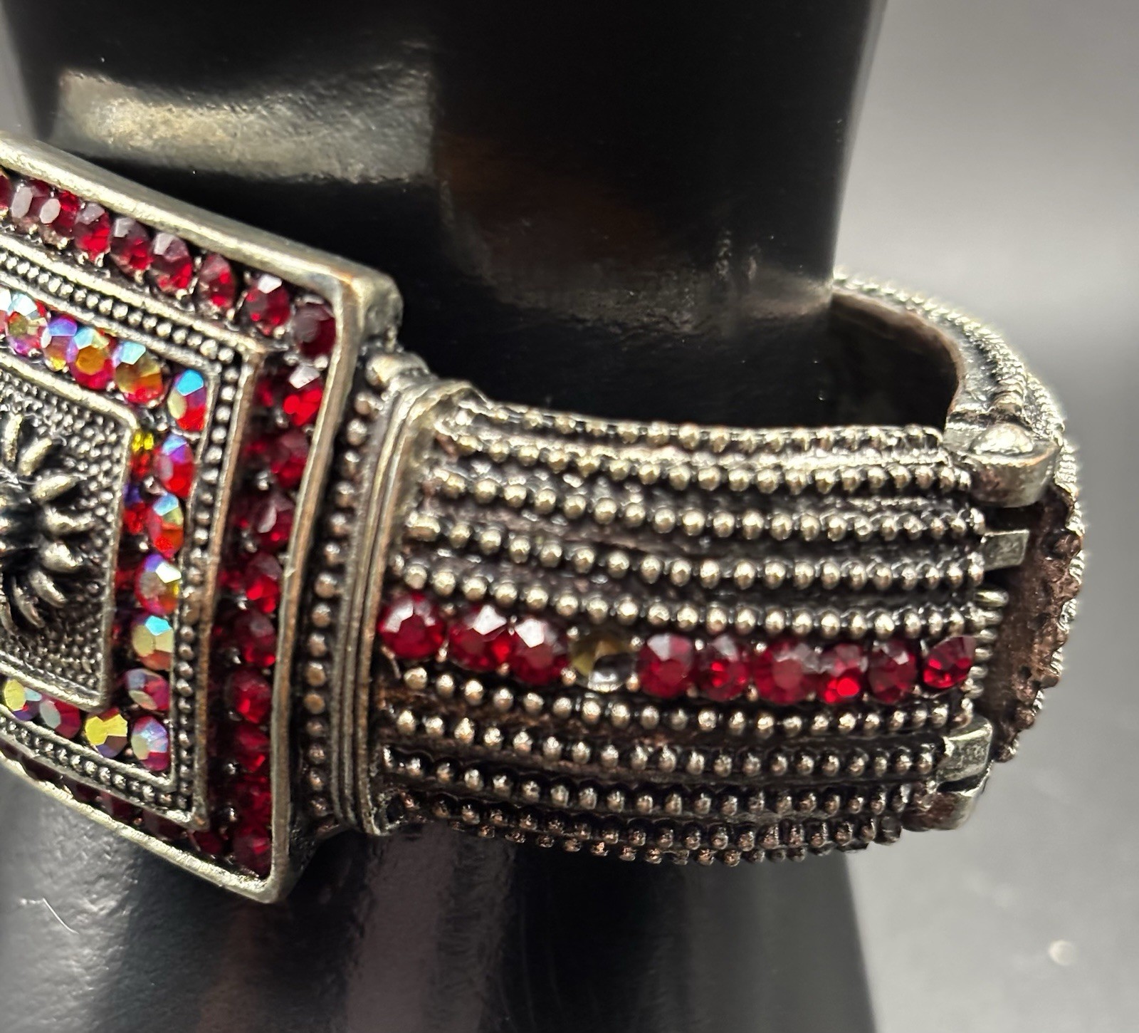Ruby red and iridescent Aurora Borealis rhinestones Hinged Bracelet