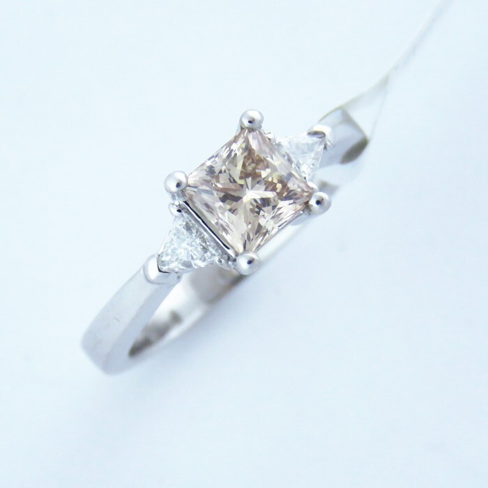NYJEWEL 14k Gold 1.75ct Champagne & White Diamond Ring