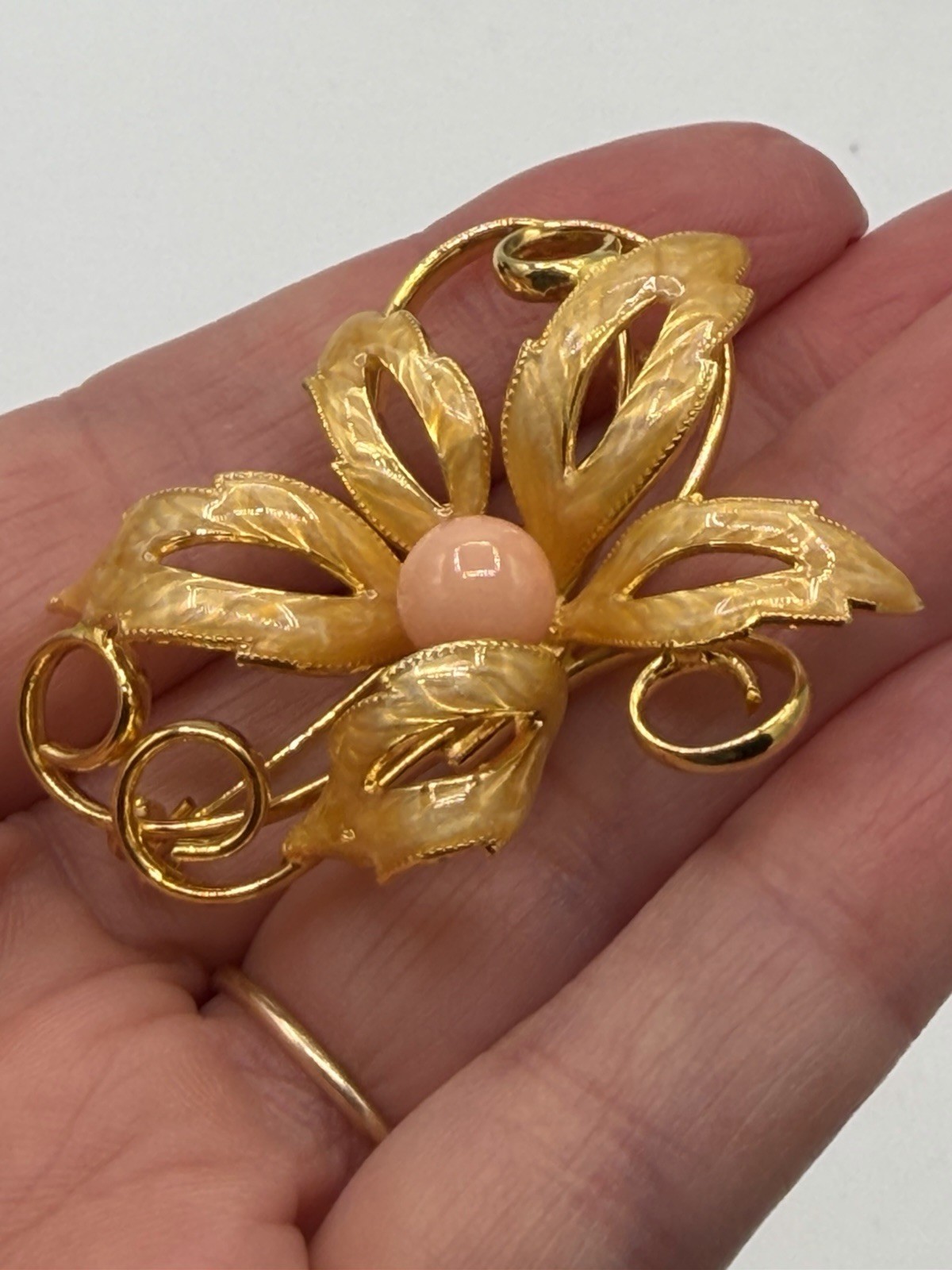 Vintage Coral Orchid Flower BROOCH Pin Champagne Enamel Gold Finish Peach