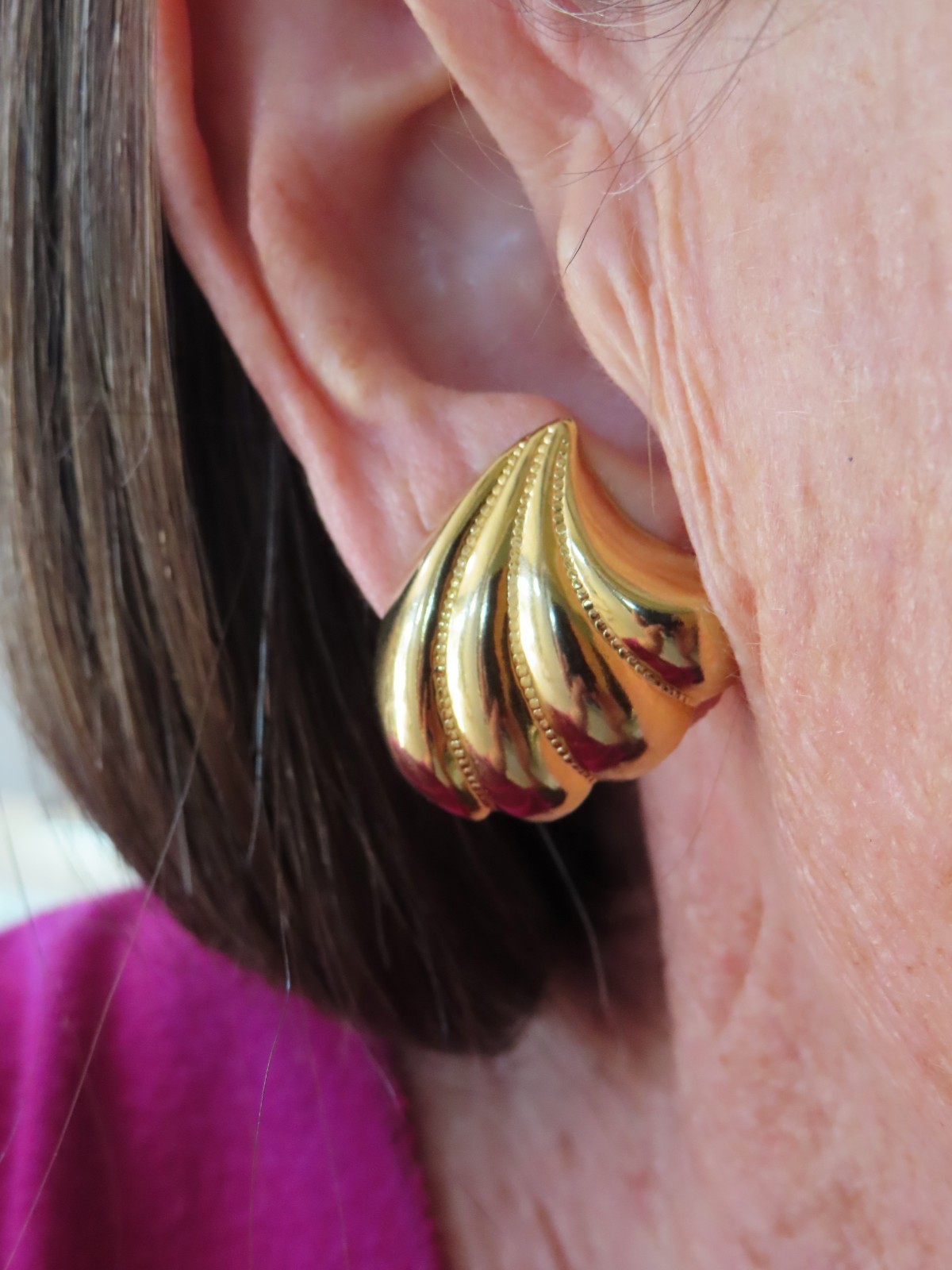 Vintage 1980’s Gold Plated Swirl Design Pierced Earrings