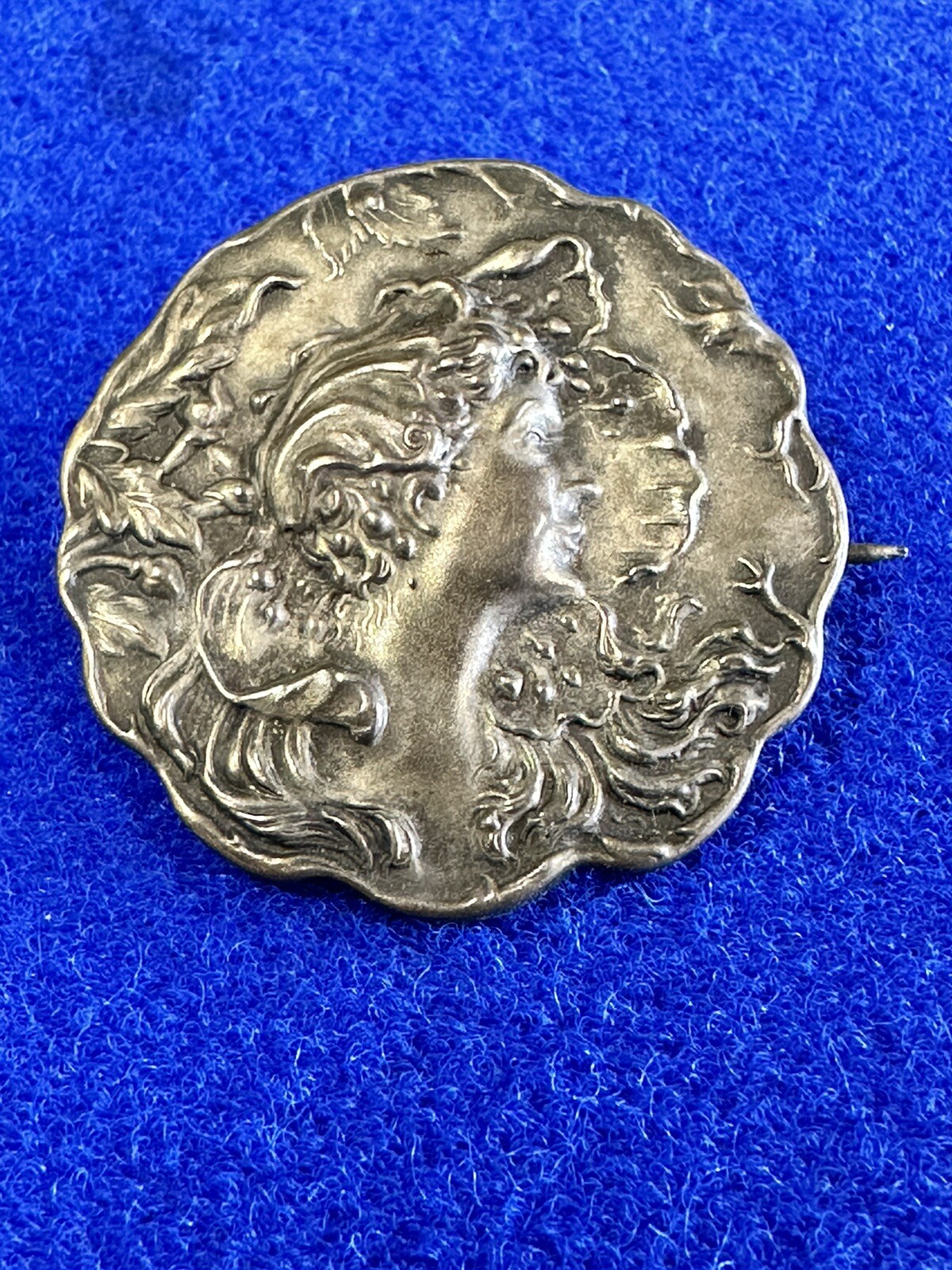 Art Nouveau Brooch Sterling Top Lady’s Portrait With Totally Original Hook Clasp