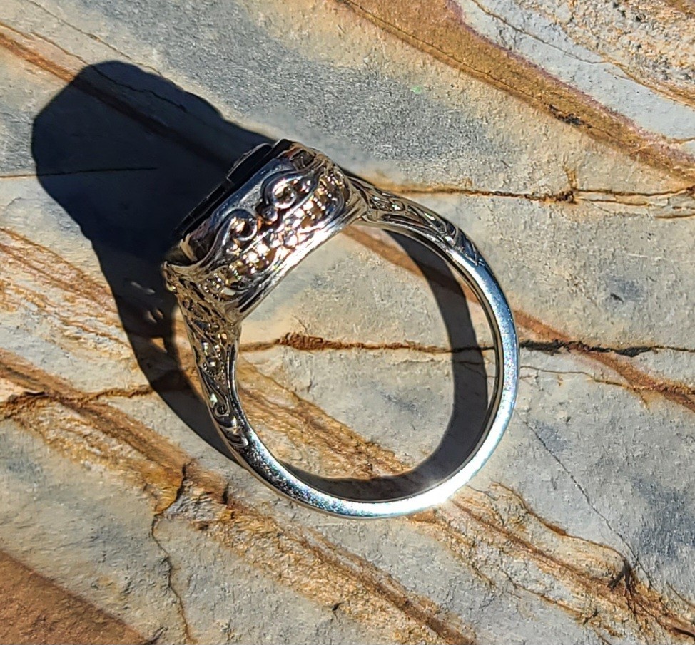 Antique 1928 Art Deco 14K White Gold Diamond Black Onyx Shell Cameo Flip Ring